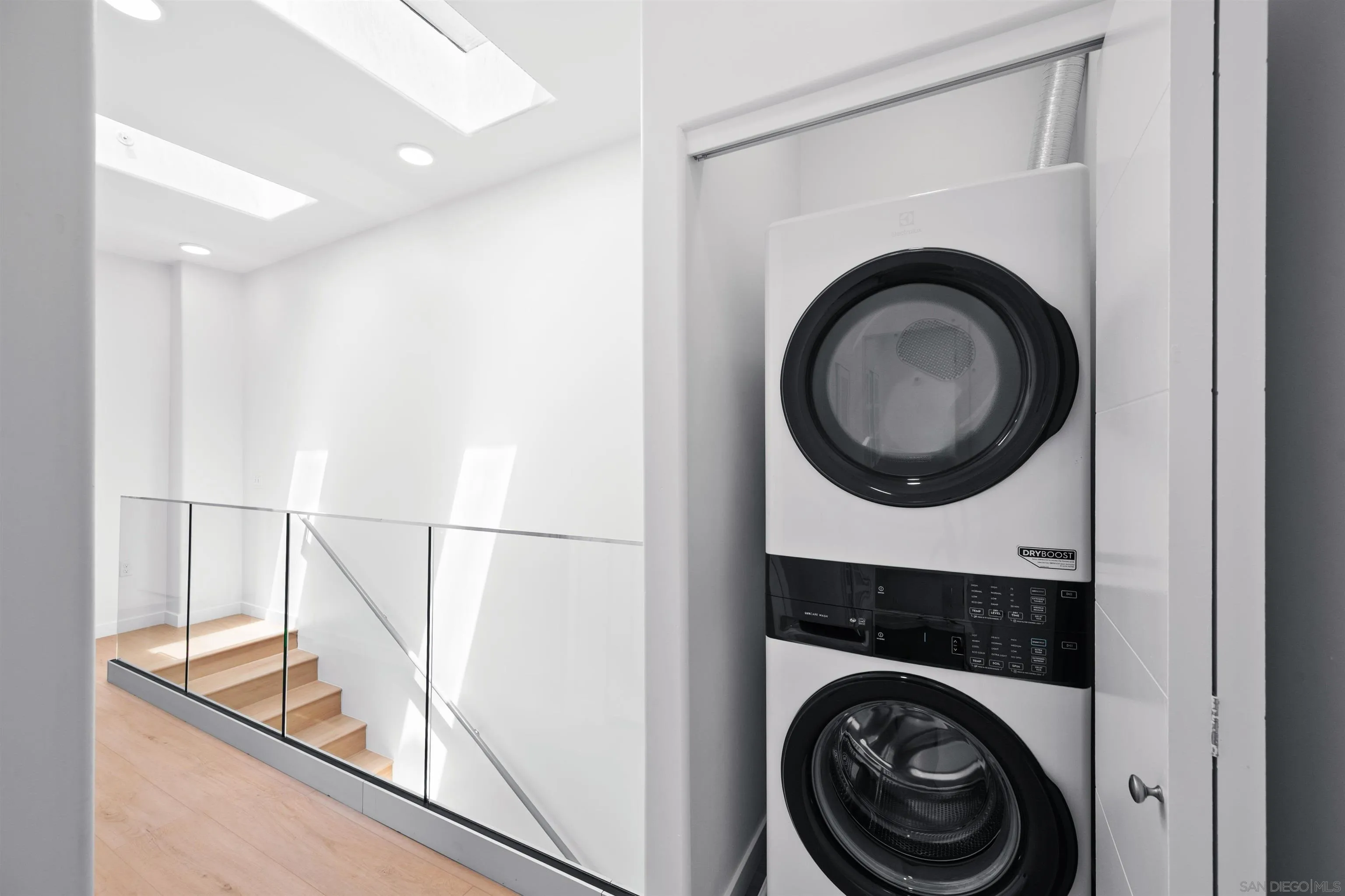 https://cdn.realtyfeed.com/cdn/127/250036911/0f6f1319d066343fdc33fb28fd522586.webp