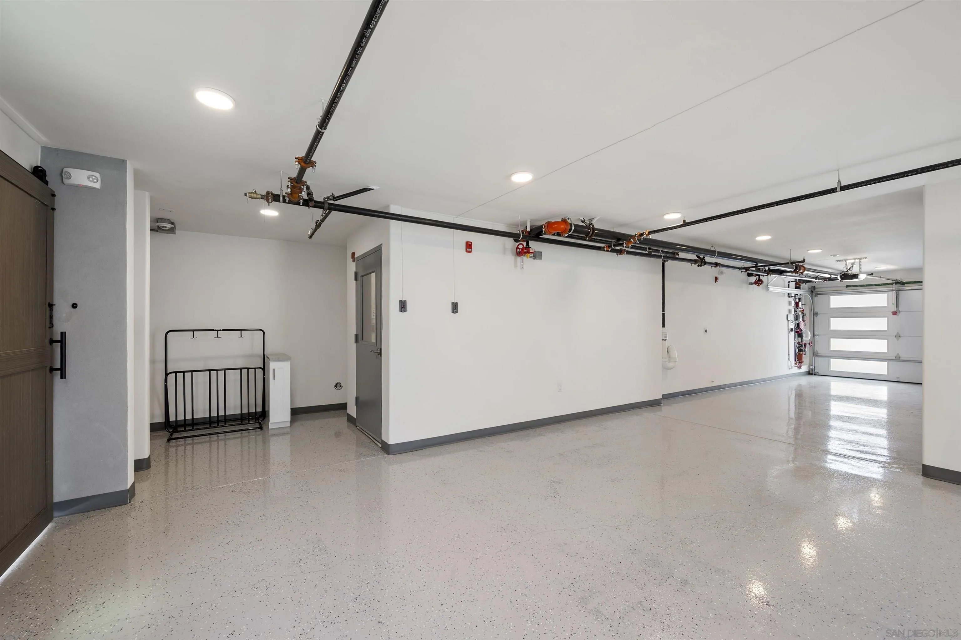 https://cdn.realtyfeed.com/cdn/127/250036911/9aaa718518899672c5fd1ec6a4132a47.webp