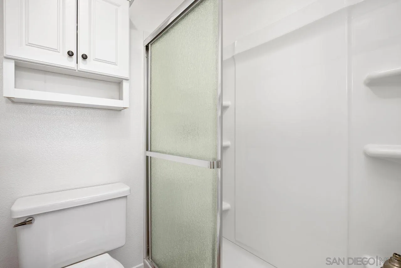 https://cdn.realtyfeed.com/cdn/127/250036915/031a95b453f8d0be2c4e757365cab845.webp