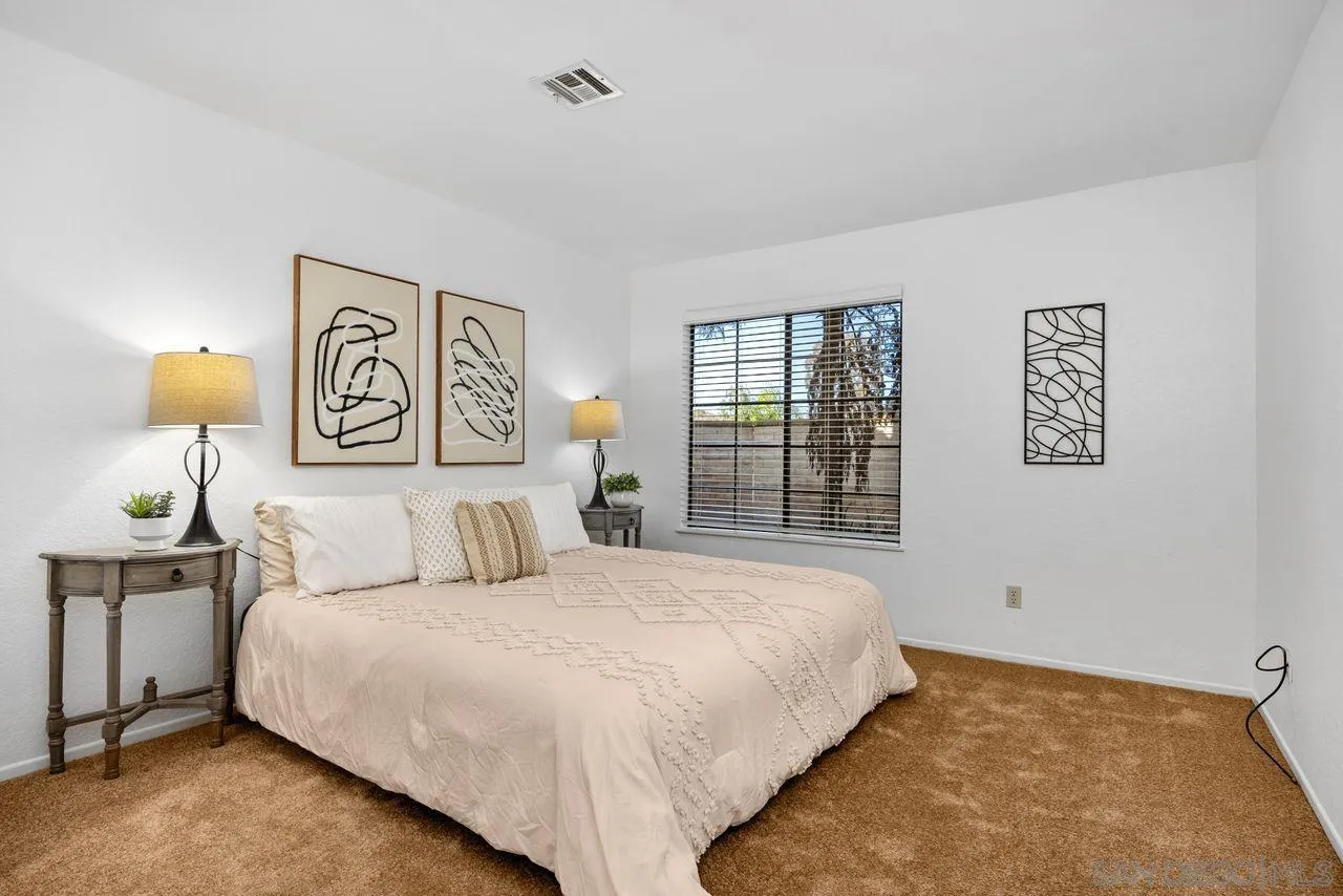 https://cdn.realtyfeed.com/cdn/127/250036915/6e28b508c5a1a03ac0dfbaf7fe6865dc.webp