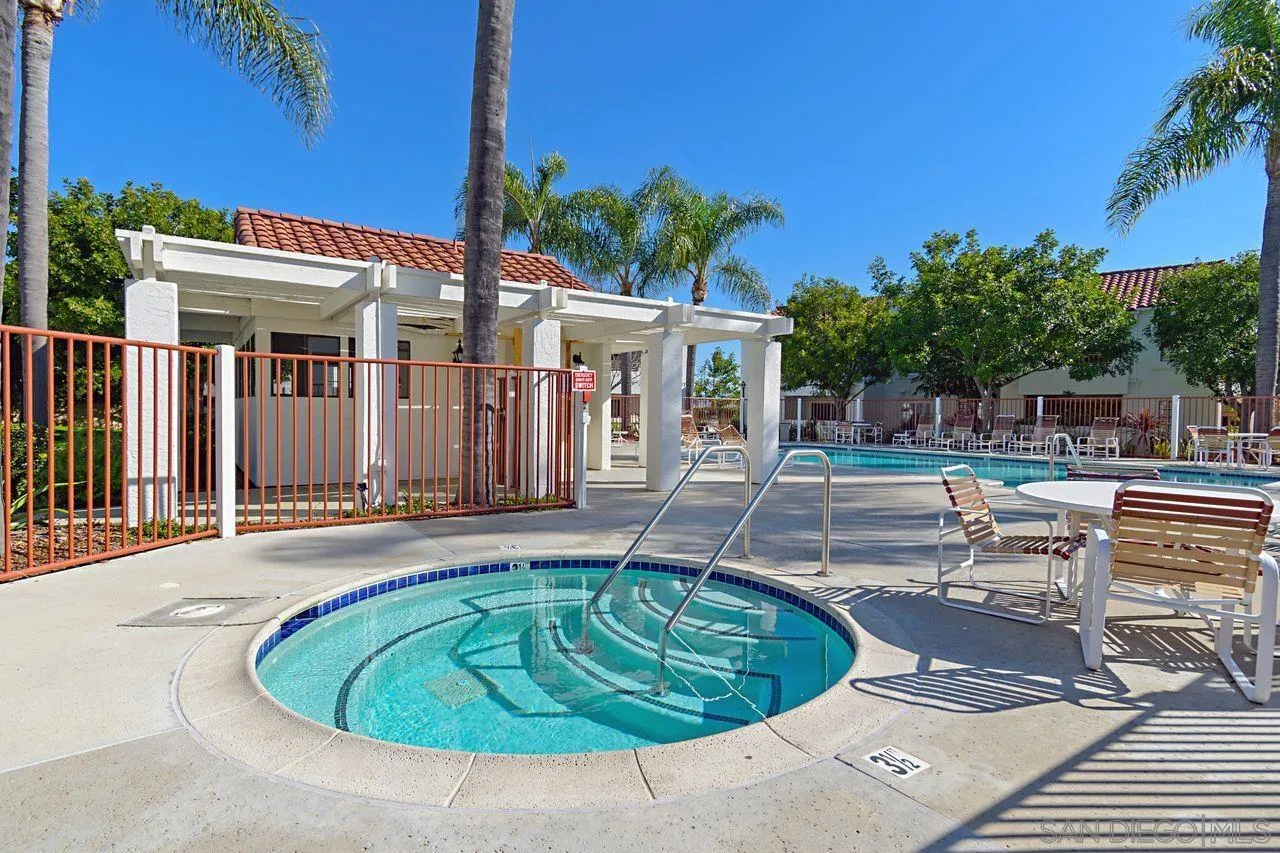 https://cdn.realtyfeed.com/cdn/127/250036915/ac7025be343499df42019ef71e1e7011.webp
