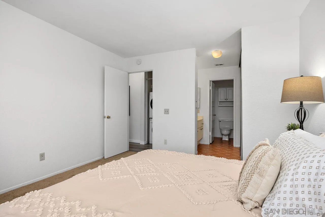 https://cdn.realtyfeed.com/cdn/127/250036915/df4ef307fb7d461f73c9dc800e8cead0.webp