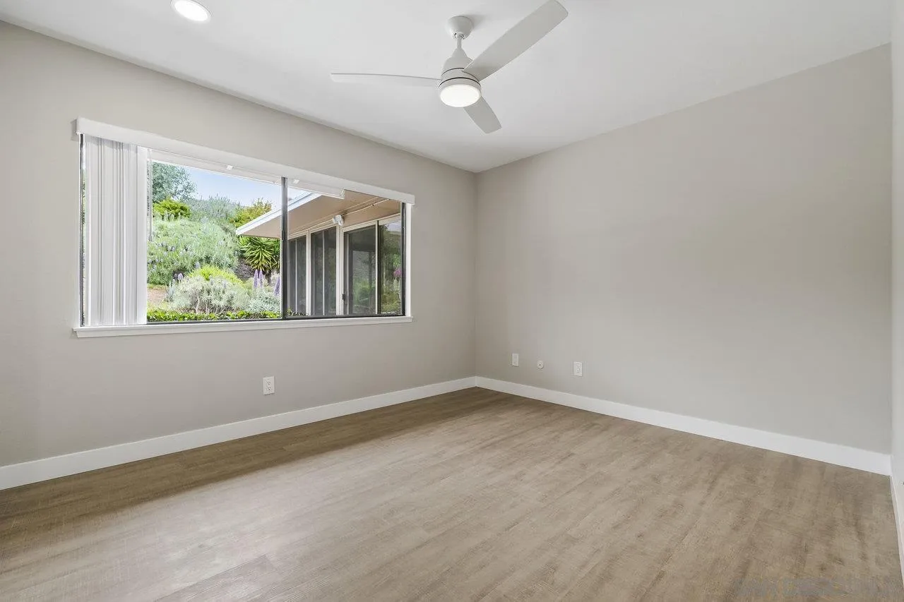 https://cdn.realtyfeed.com/cdn/127/250036917/46d6a0567cd96e17896325f5368ec6a3.webp