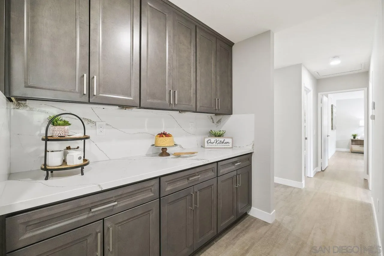 https://cdn.realtyfeed.com/cdn/127/250036917/87065ea1f23ef1983c94f542609b3eb1.webp