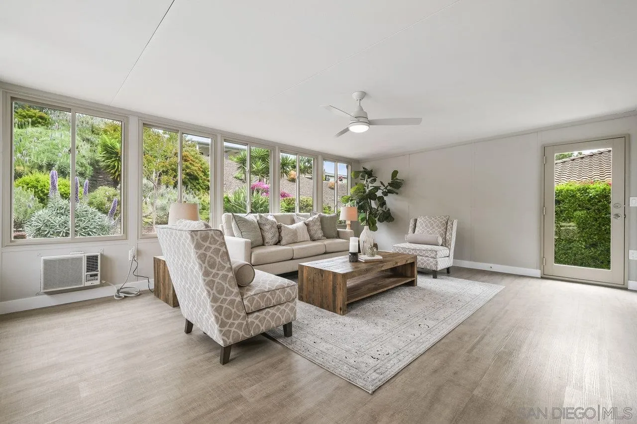 https://cdn.realtyfeed.com/cdn/127/250036917/9b2abce38559de230115e5e2743a40b3.webp