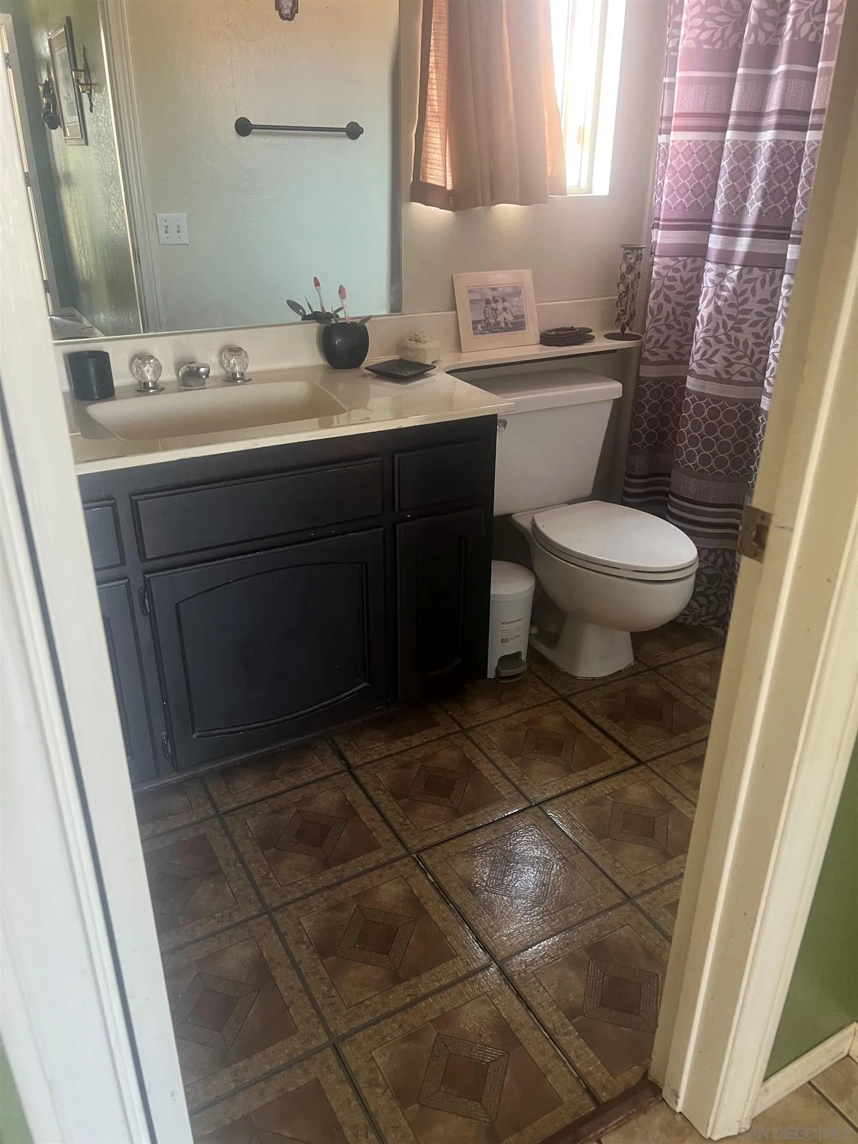 https://cdn.realtyfeed.com/cdn/127/250036923/b8381cc4c7c16cb3694457692996eaeb.webp