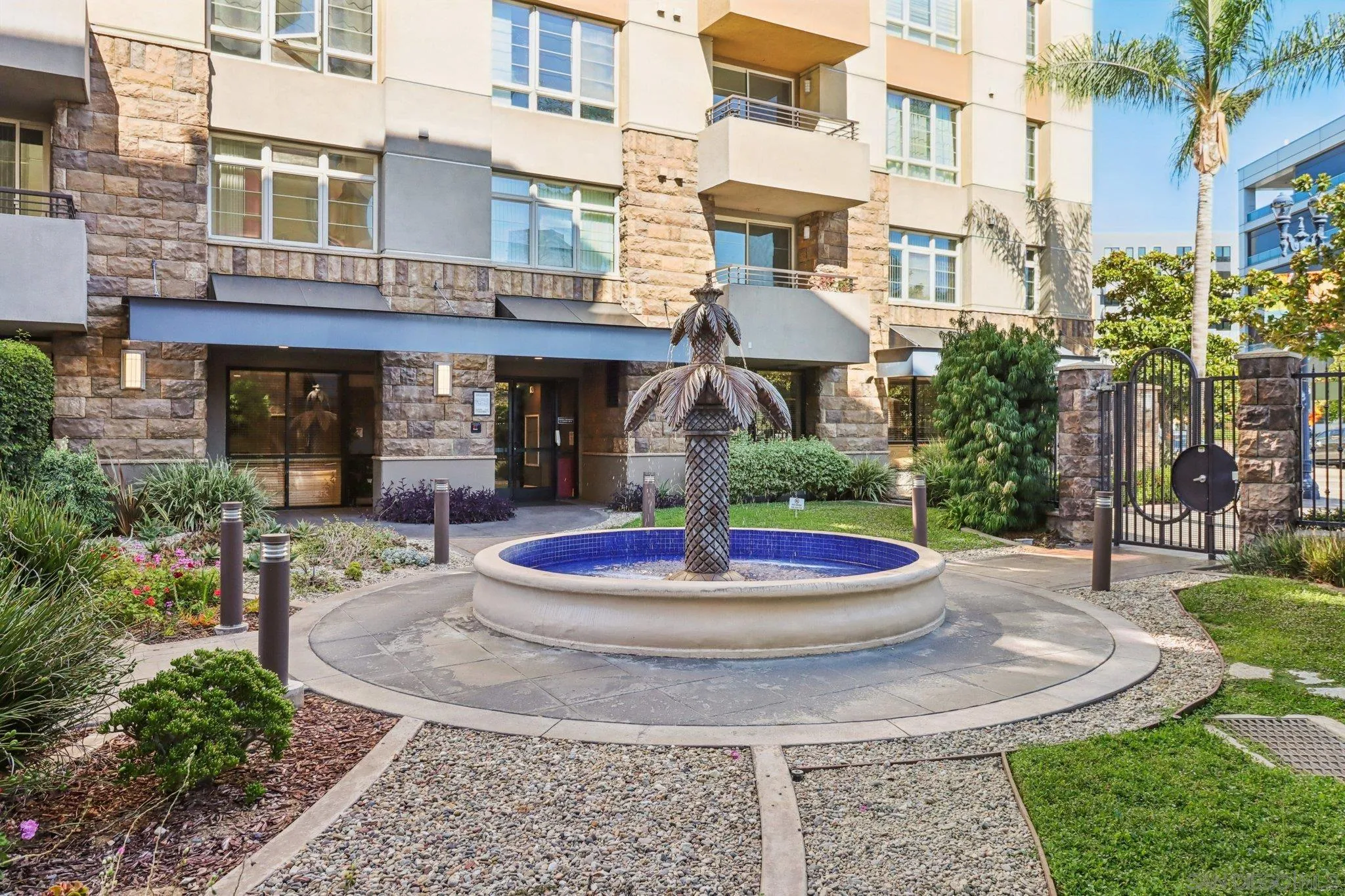 https://cdn.realtyfeed.com/cdn/127/250036924/3a9462e02e582ee2a9a4c7d030097bd7.webp