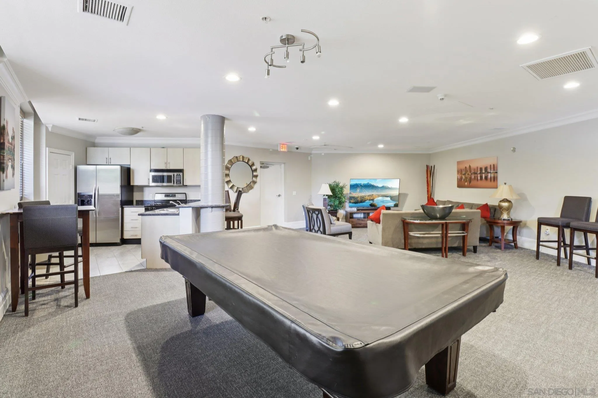 https://cdn.realtyfeed.com/cdn/127/250036924/3f0408c45651b7f50001956b67ab26db.webp
