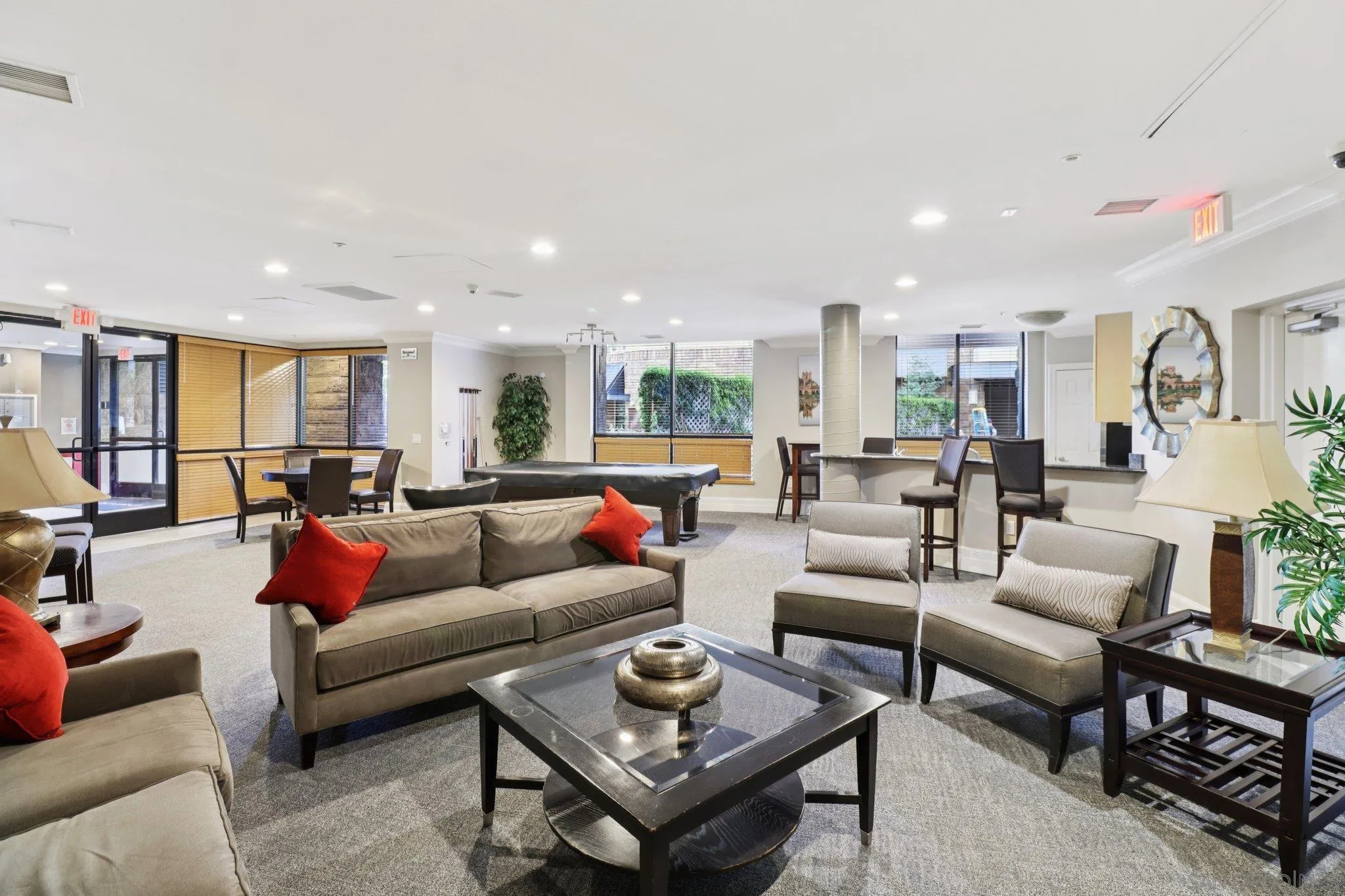 https://cdn.realtyfeed.com/cdn/127/250036924/4716b1190485aebe5941d3a18e8ebec2.webp