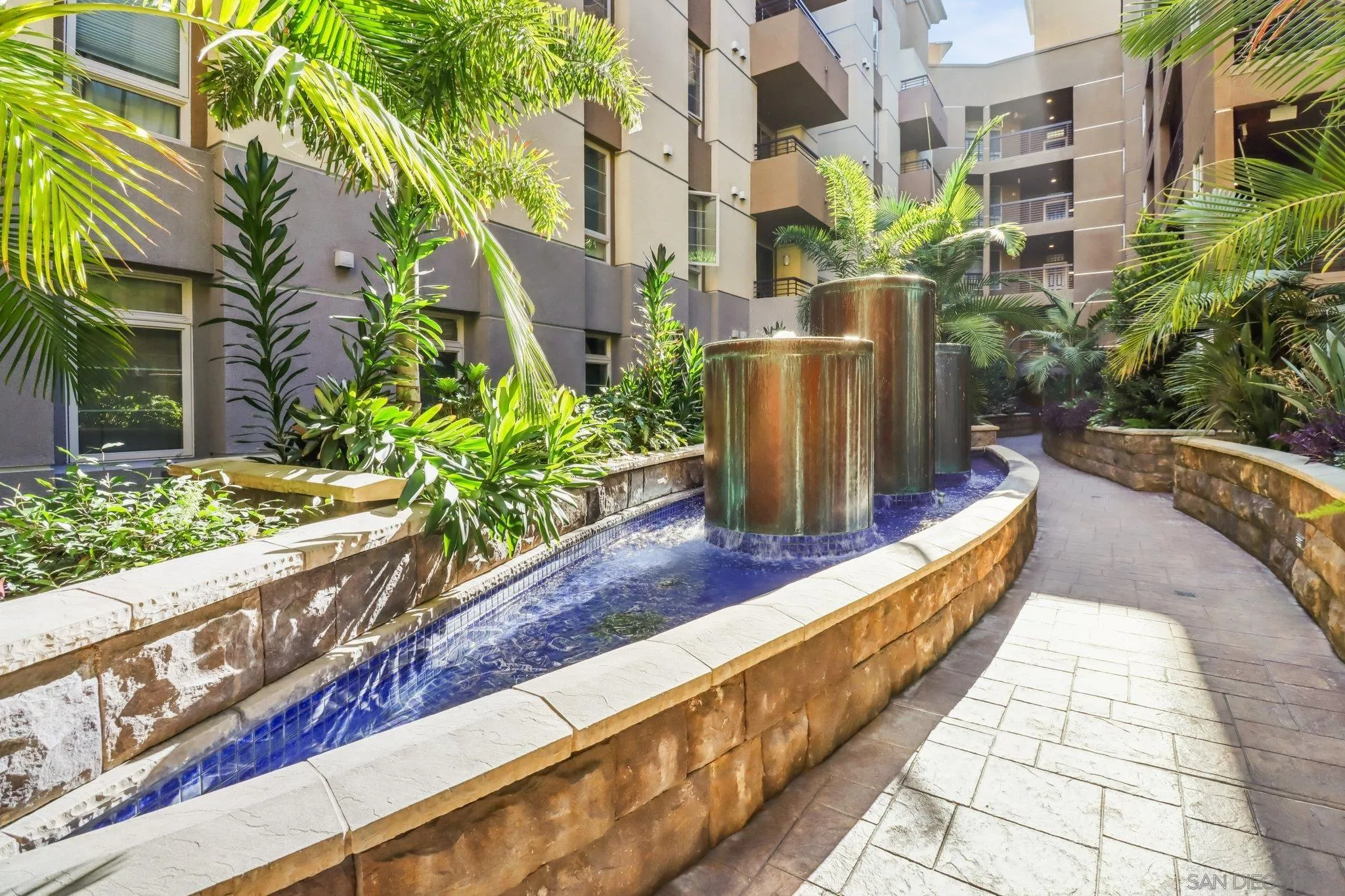 https://cdn.realtyfeed.com/cdn/127/250036924/dac3e95be1382997df62cd24cf28db7f.webp