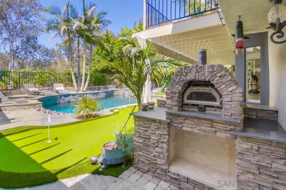https://cdn.realtyfeed.com/cdn/127/250036930/79a9c49b671e61887ff51e9aae4884dc.webp