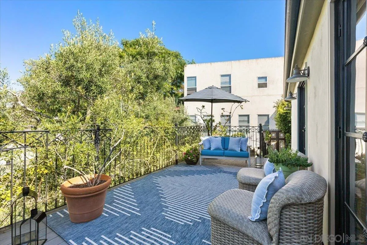 https://cdn.realtyfeed.com/cdn/127/250036932/33f187b5b7fb532687158f4ef7b1d532.webp
