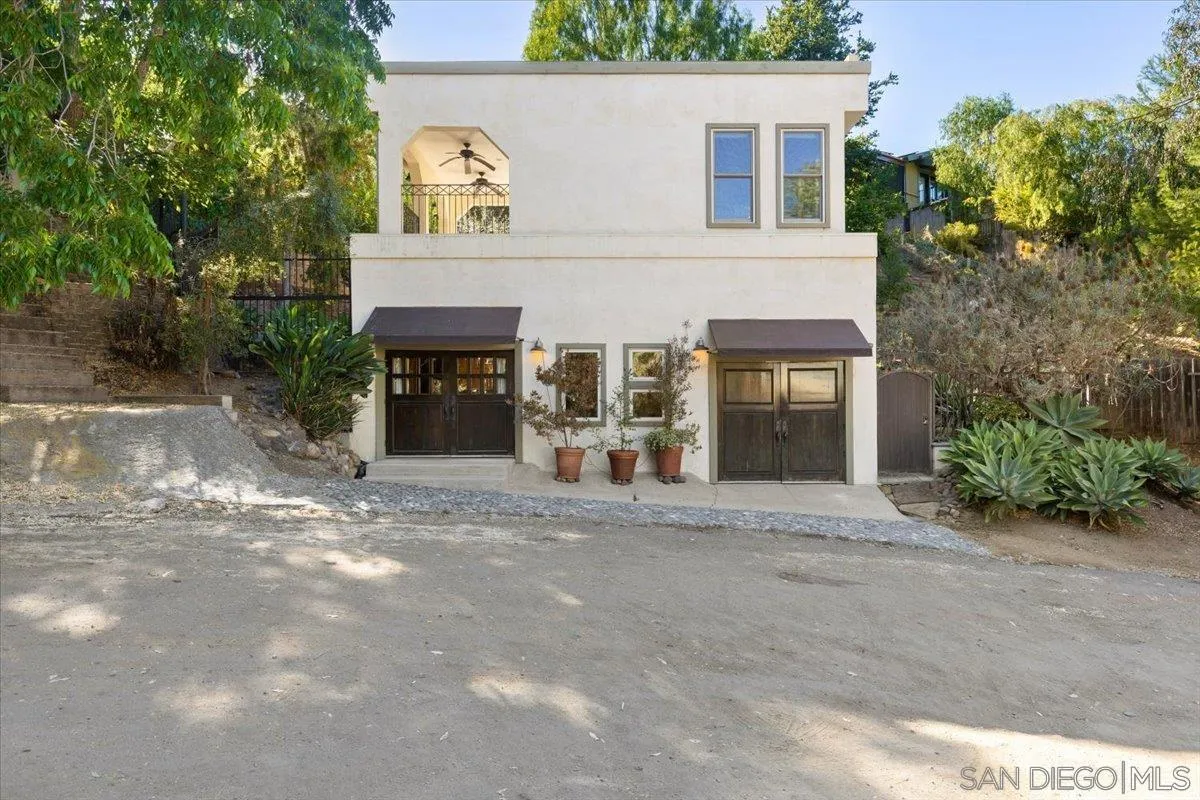 https://cdn.realtyfeed.com/cdn/127/250036932/418b7ee881bfc51e49748f5390be61c7.webp
