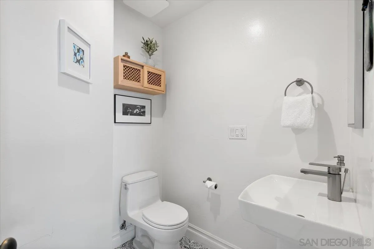 https://cdn.realtyfeed.com/cdn/127/250036932/433dd560a75b198009ff7e3fb97410ad.webp