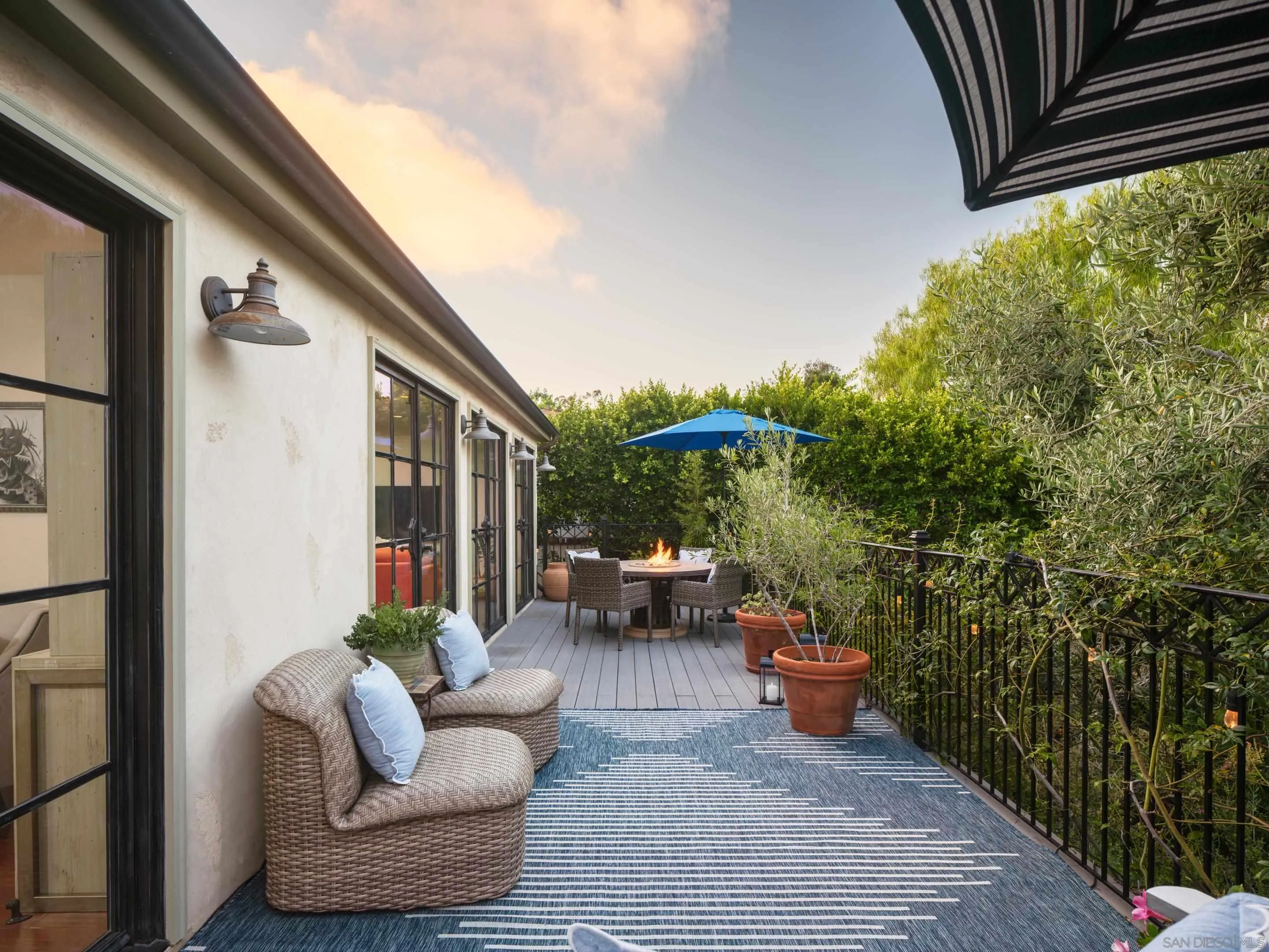 https://cdn.realtyfeed.com/cdn/127/250036932/5d330e62e02d31e4e0fb56bb0c972c3d.webp