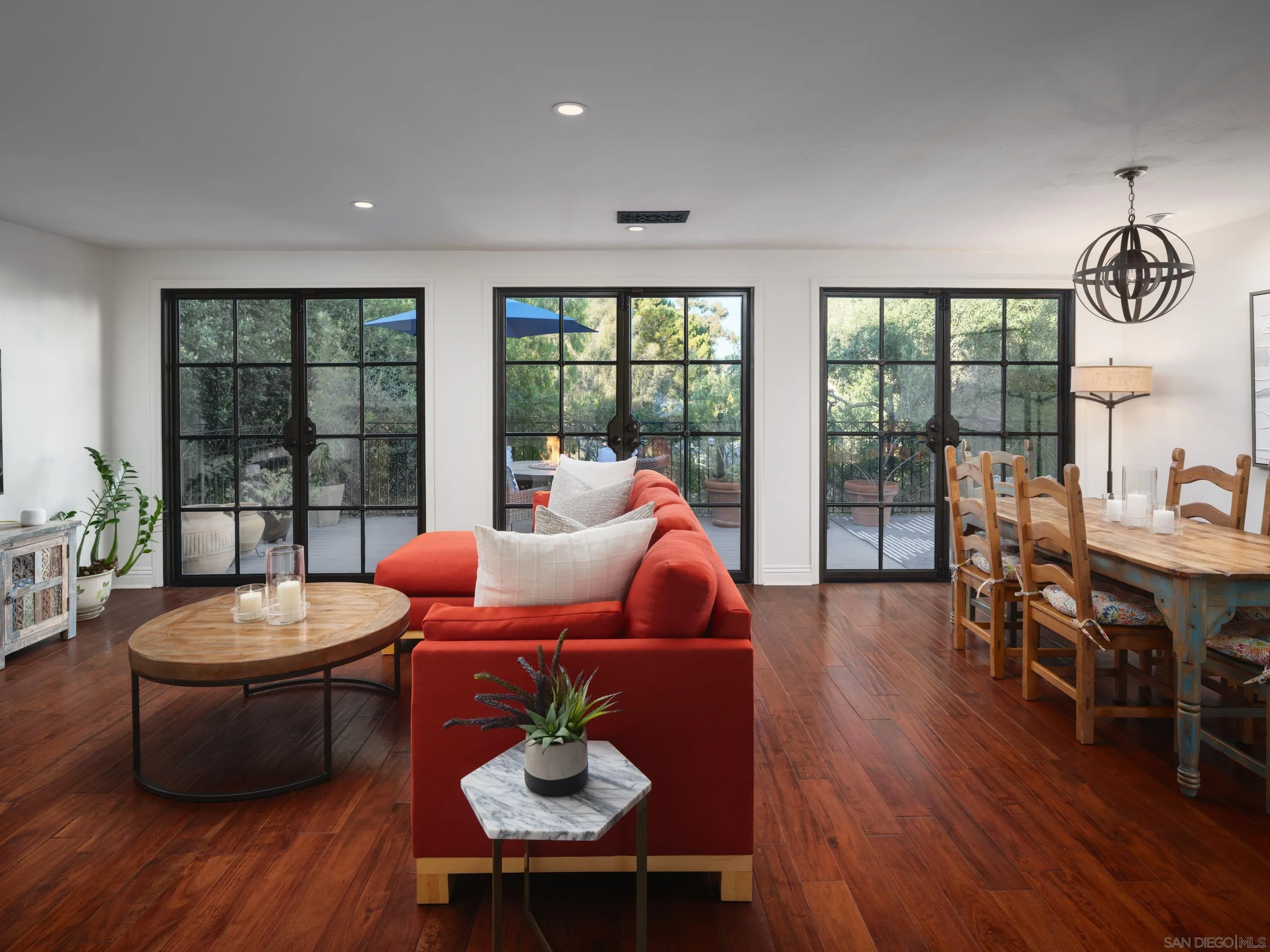 https://cdn.realtyfeed.com/cdn/127/250036932/ba5a921fc767c1b9d4d2d5dd7e613f1a.webp