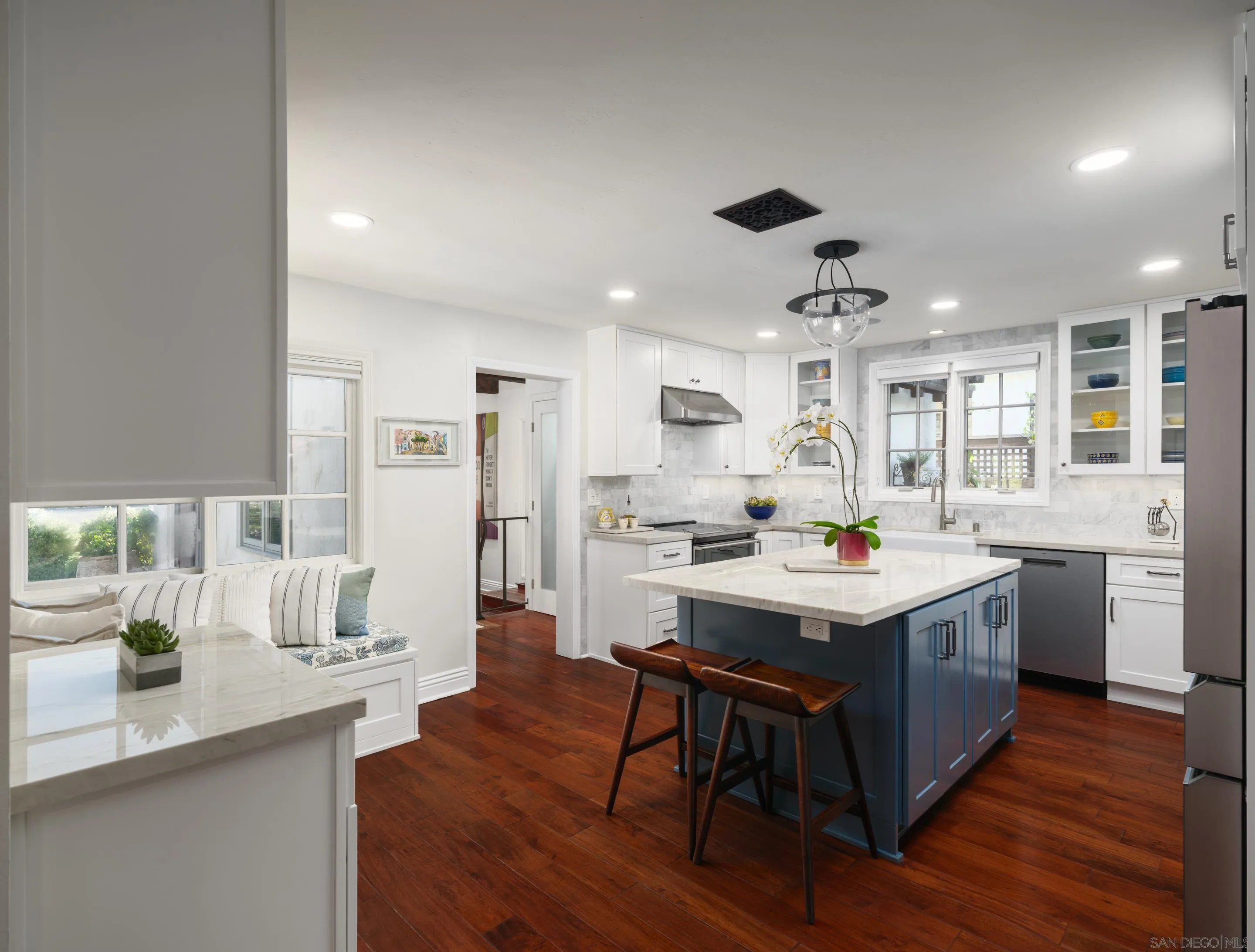 https://cdn.realtyfeed.com/cdn/127/250036932/f4f58b6ddb6b336a29c97f203f305e67.webp