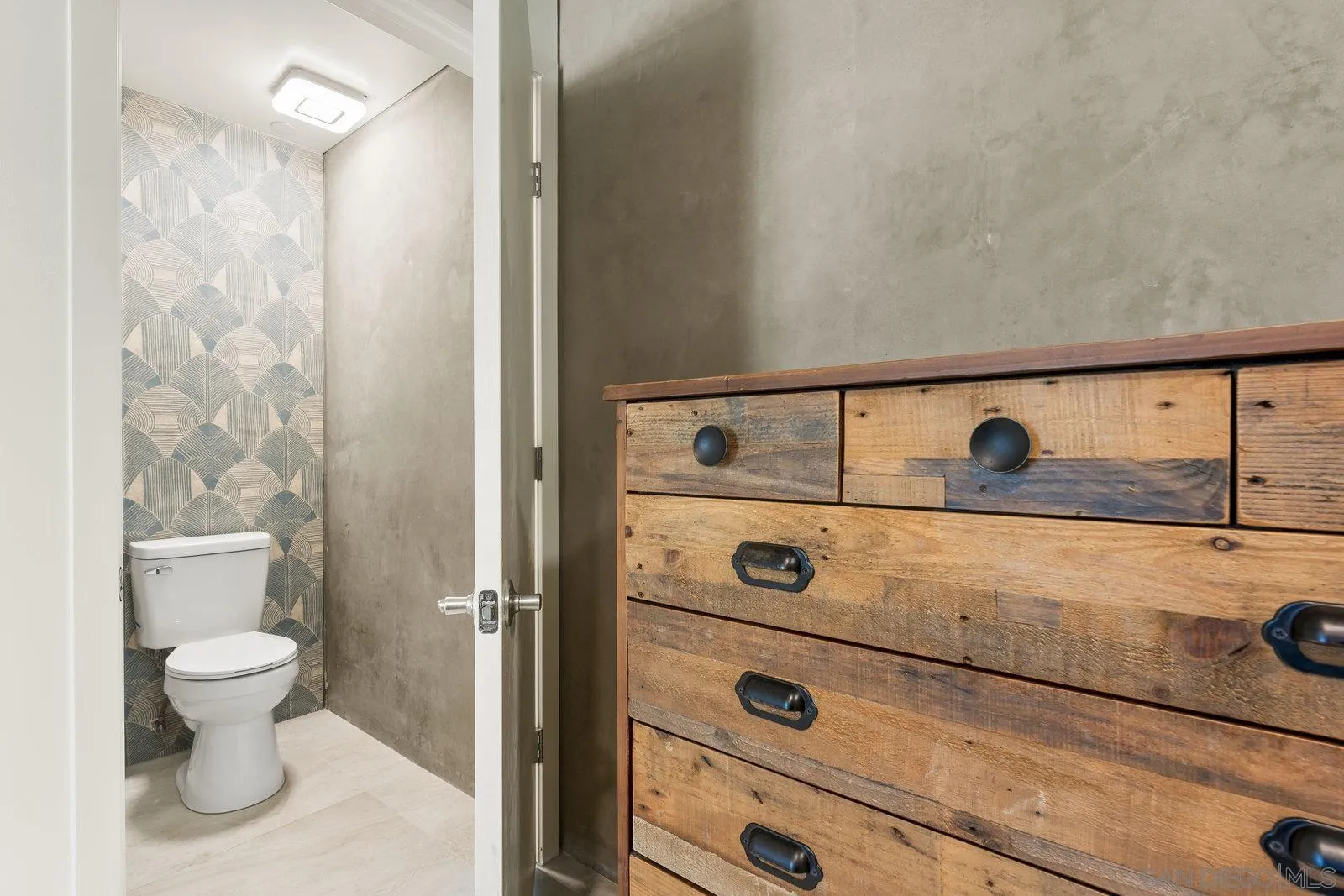 Photo #11: 250036933 Listing: Photo #11