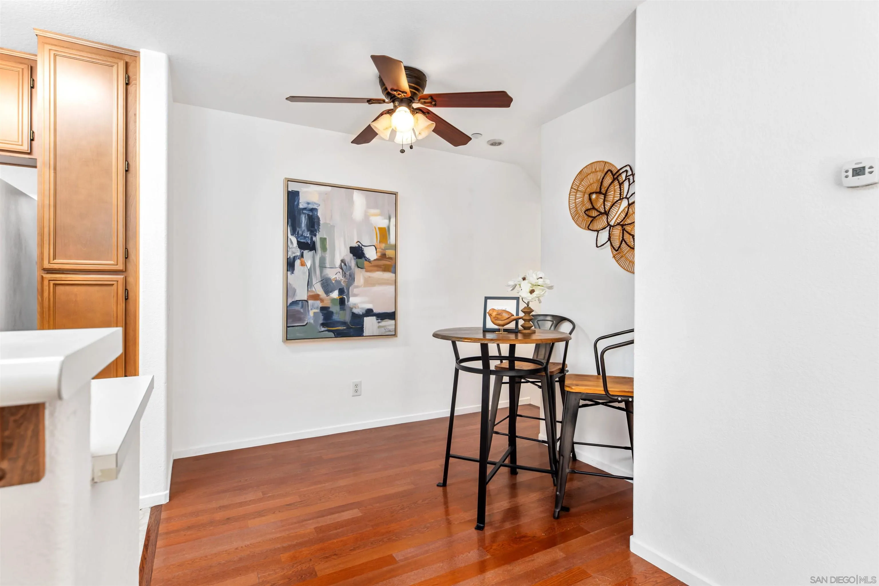 Photo #8: 250036934 Listing: Photo #8