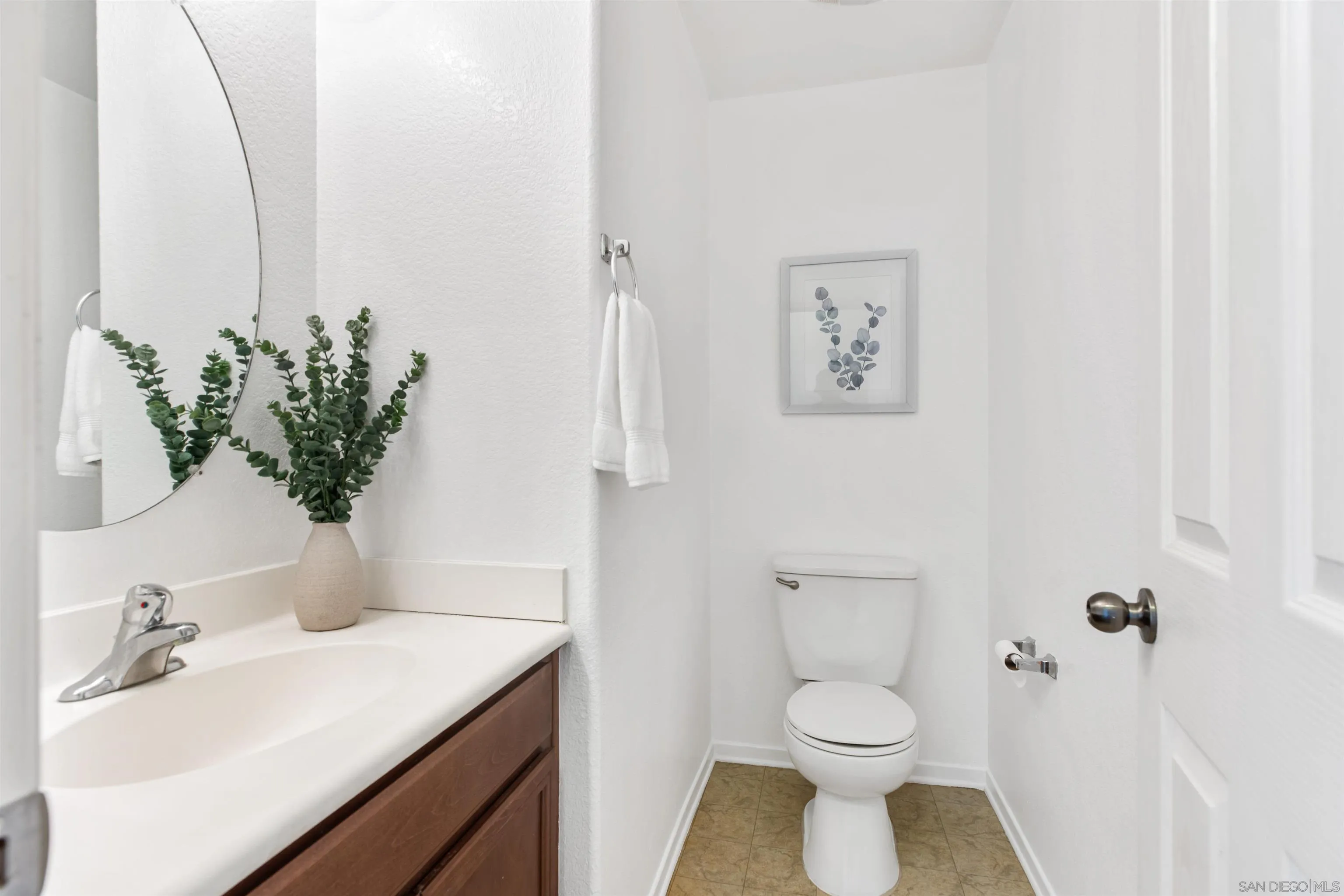 Photo #11: 250036934 Listing: Photo #11