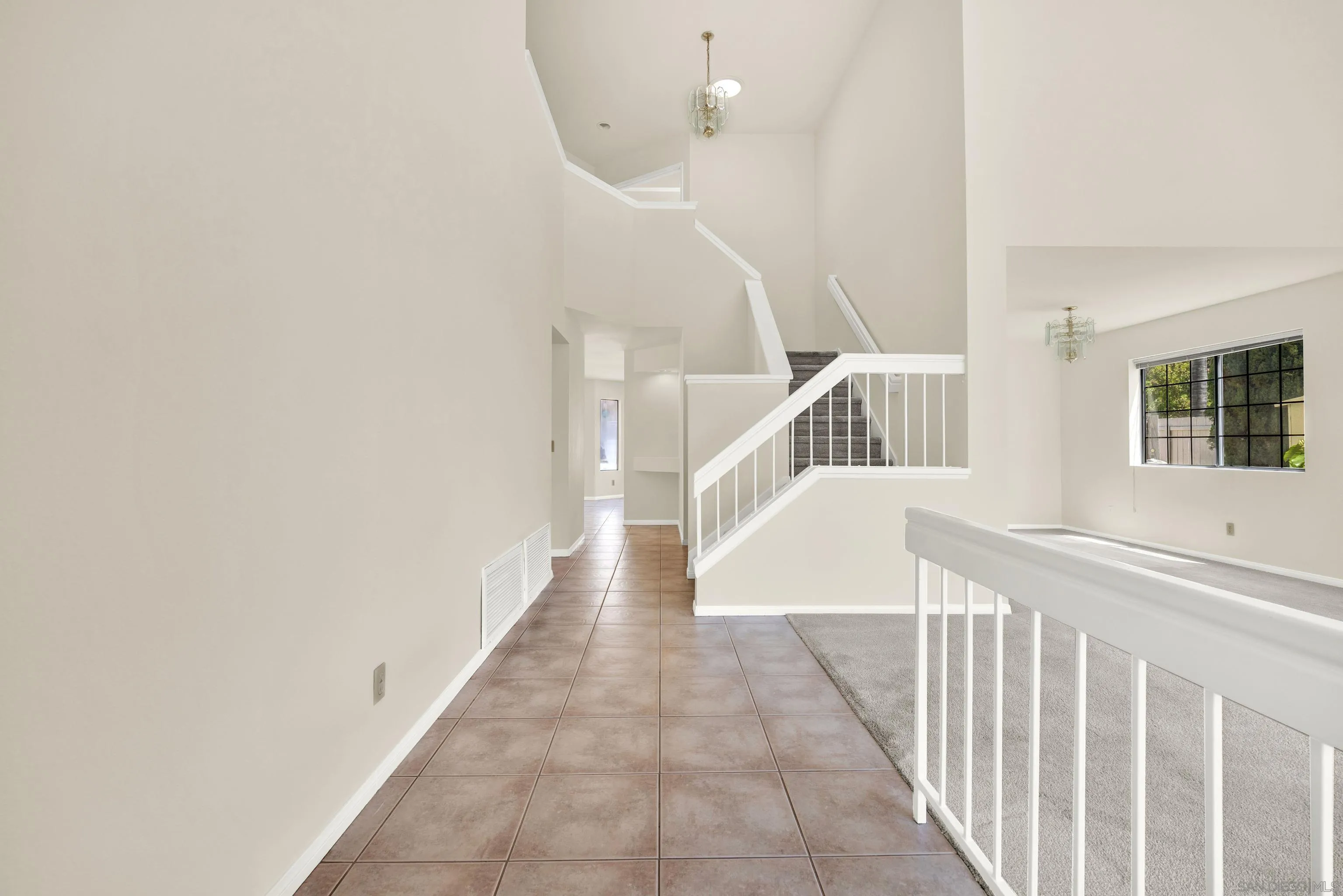 https://cdn.realtyfeed.com/cdn/127/250036935/3f5e795159fe4fc16e967f9713f2f92c.webp