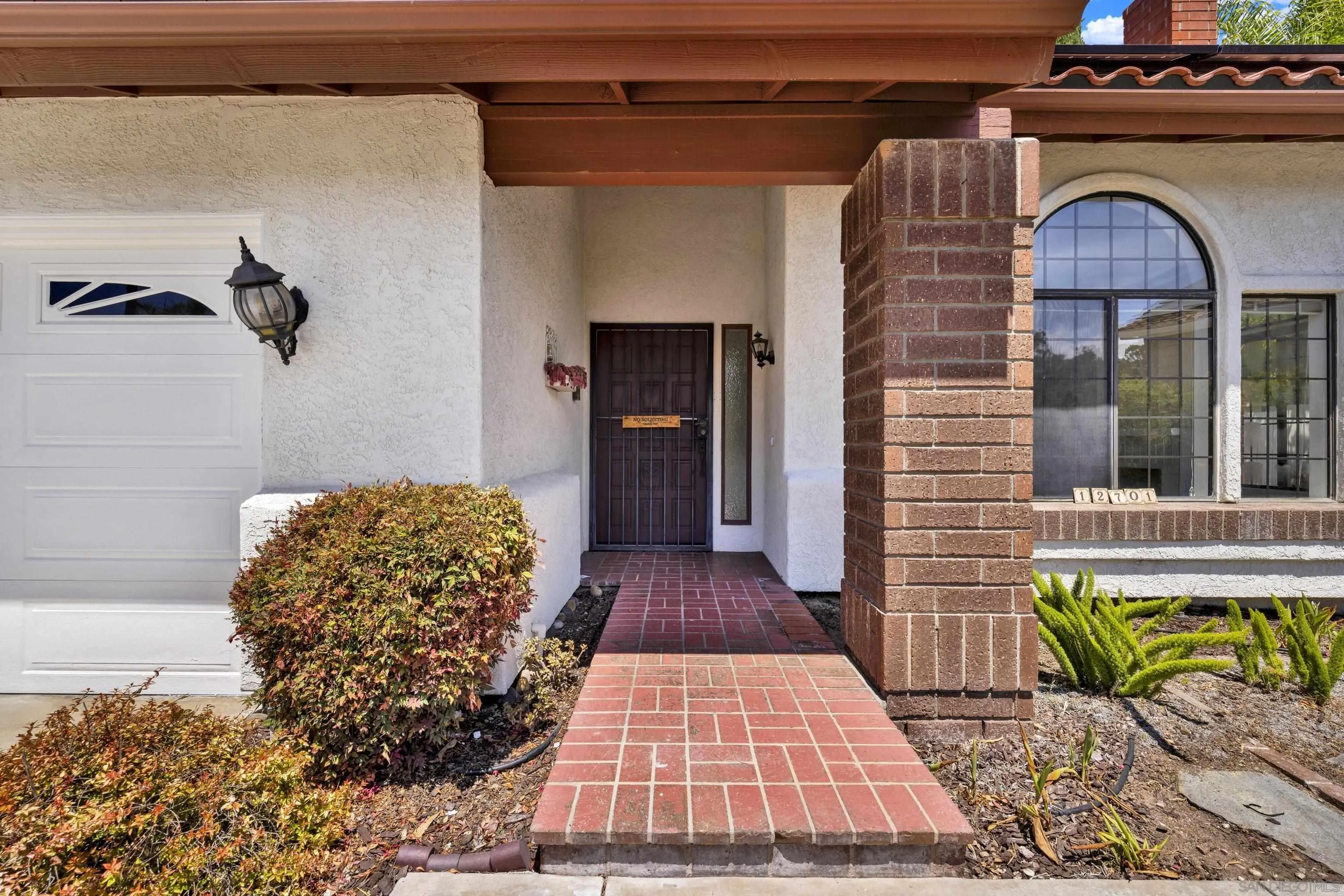 https://cdn.realtyfeed.com/cdn/127/250036935/4dd1f86a0cc3b61375d0c355fafc927c.webp