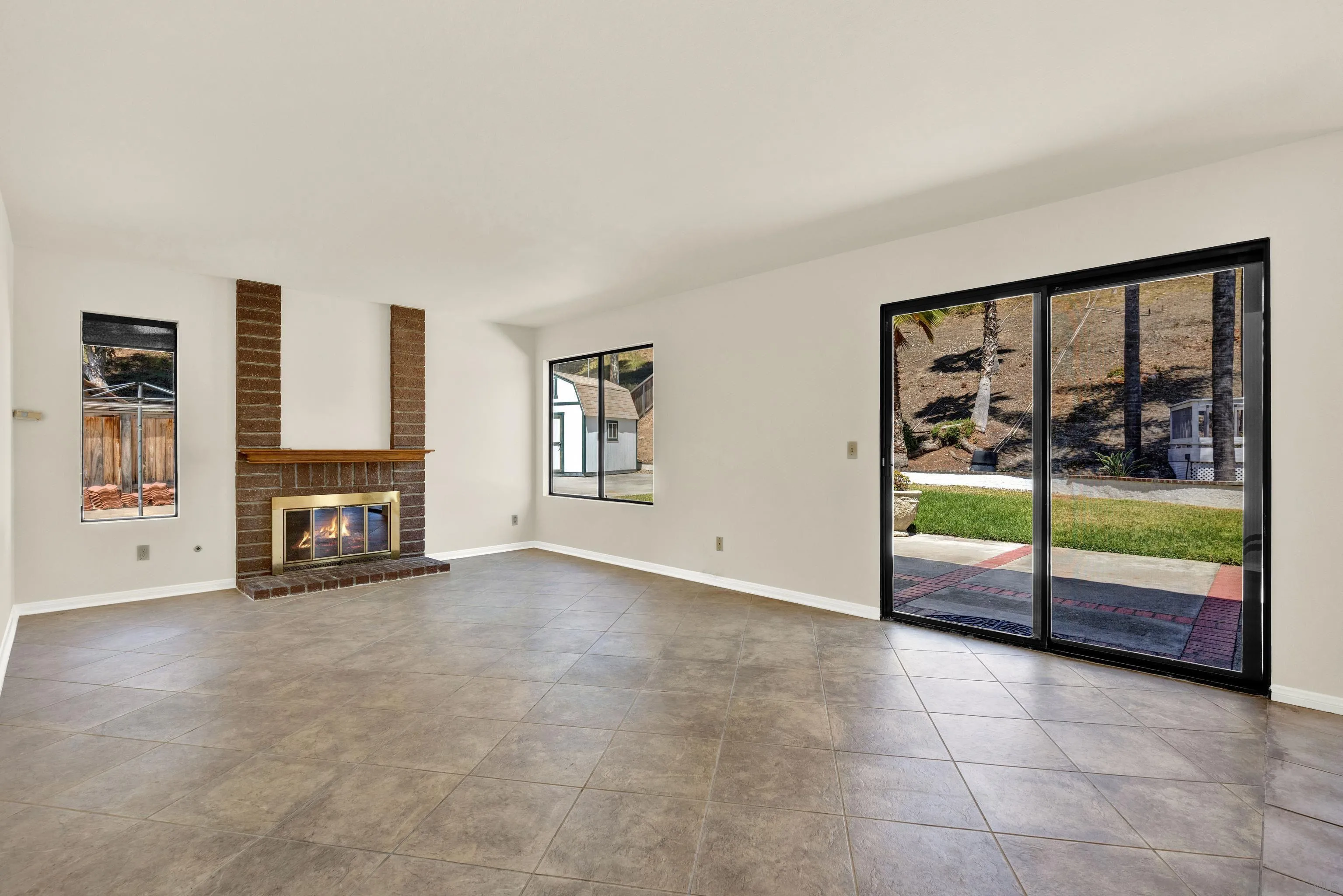 https://cdn.realtyfeed.com/cdn/127/250036935/53a3d1eb756ea0b546da19e1c120d96d.webp