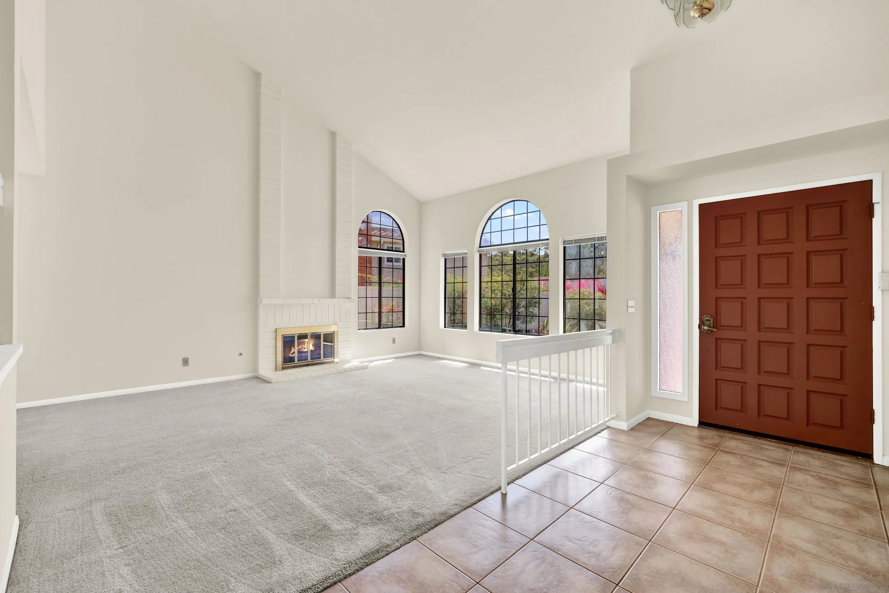 https://cdn.realtyfeed.com/cdn/127/250036935/d5e850feddd1c7ad7498db9734bd18f1.webp