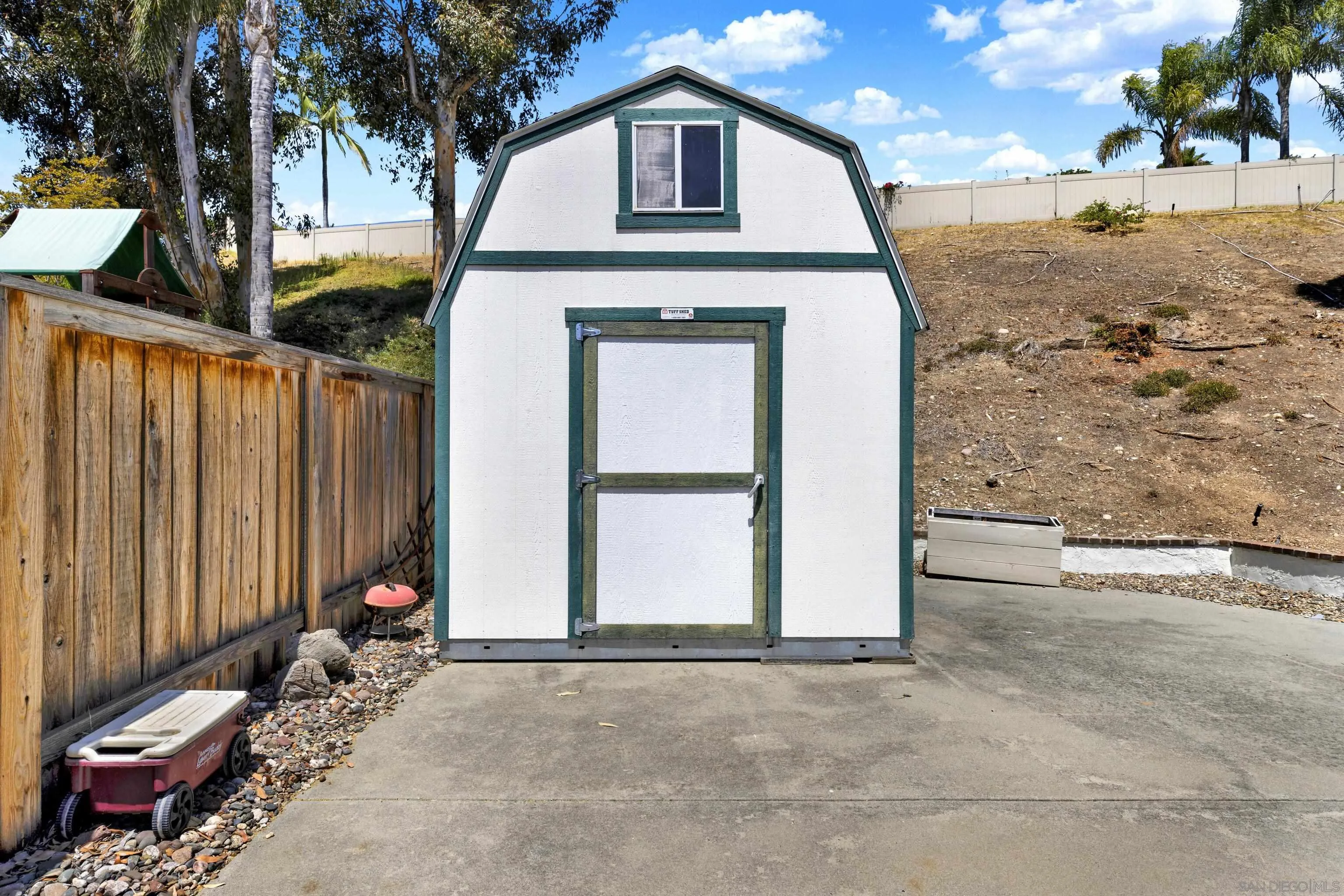 https://cdn.realtyfeed.com/cdn/127/250036935/e34b879ce0df3d996cab6a71a31e138a.webp