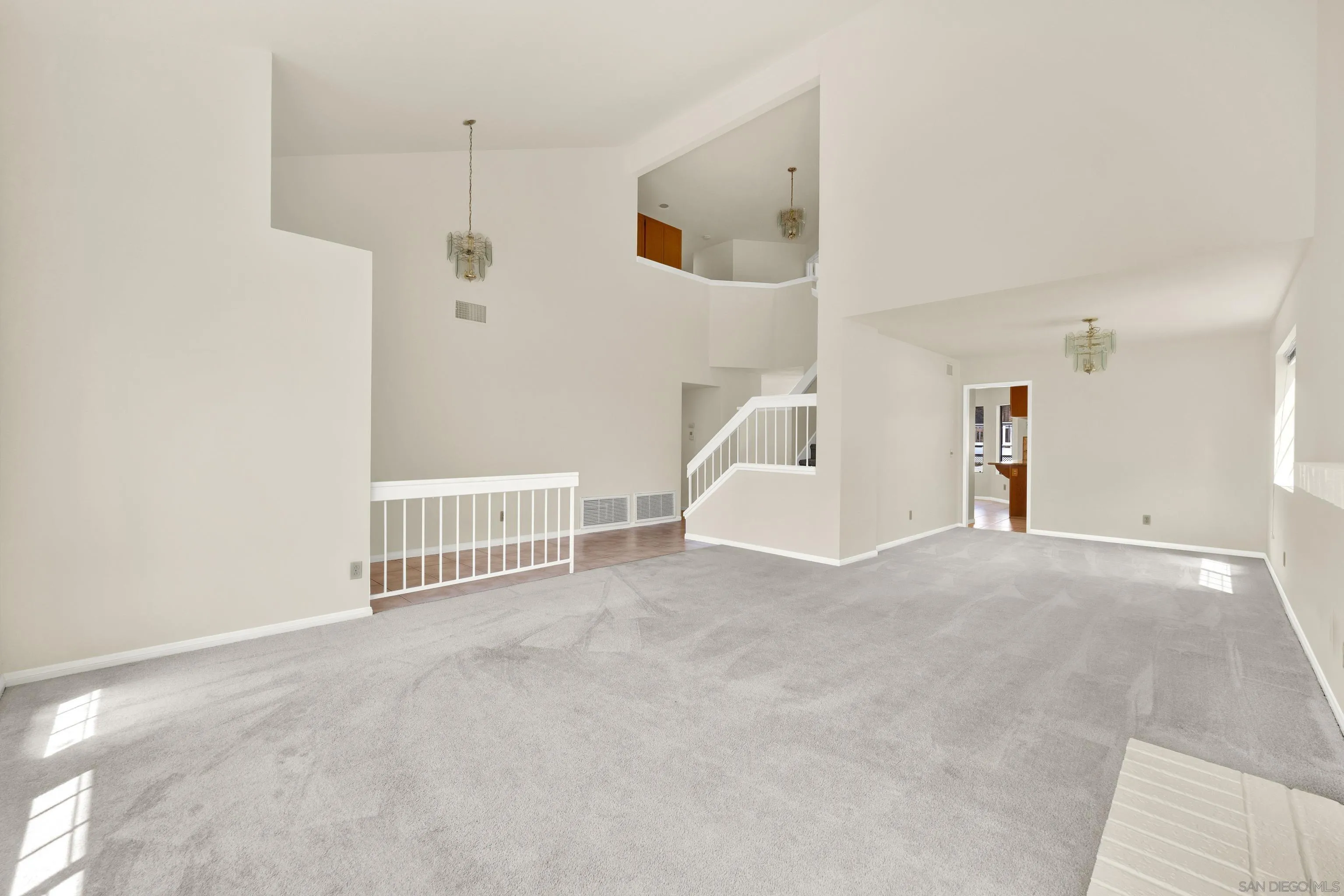 https://cdn.realtyfeed.com/cdn/127/250036935/fa3cbe7e42b9b4ed5662f6777e36bf09.webp