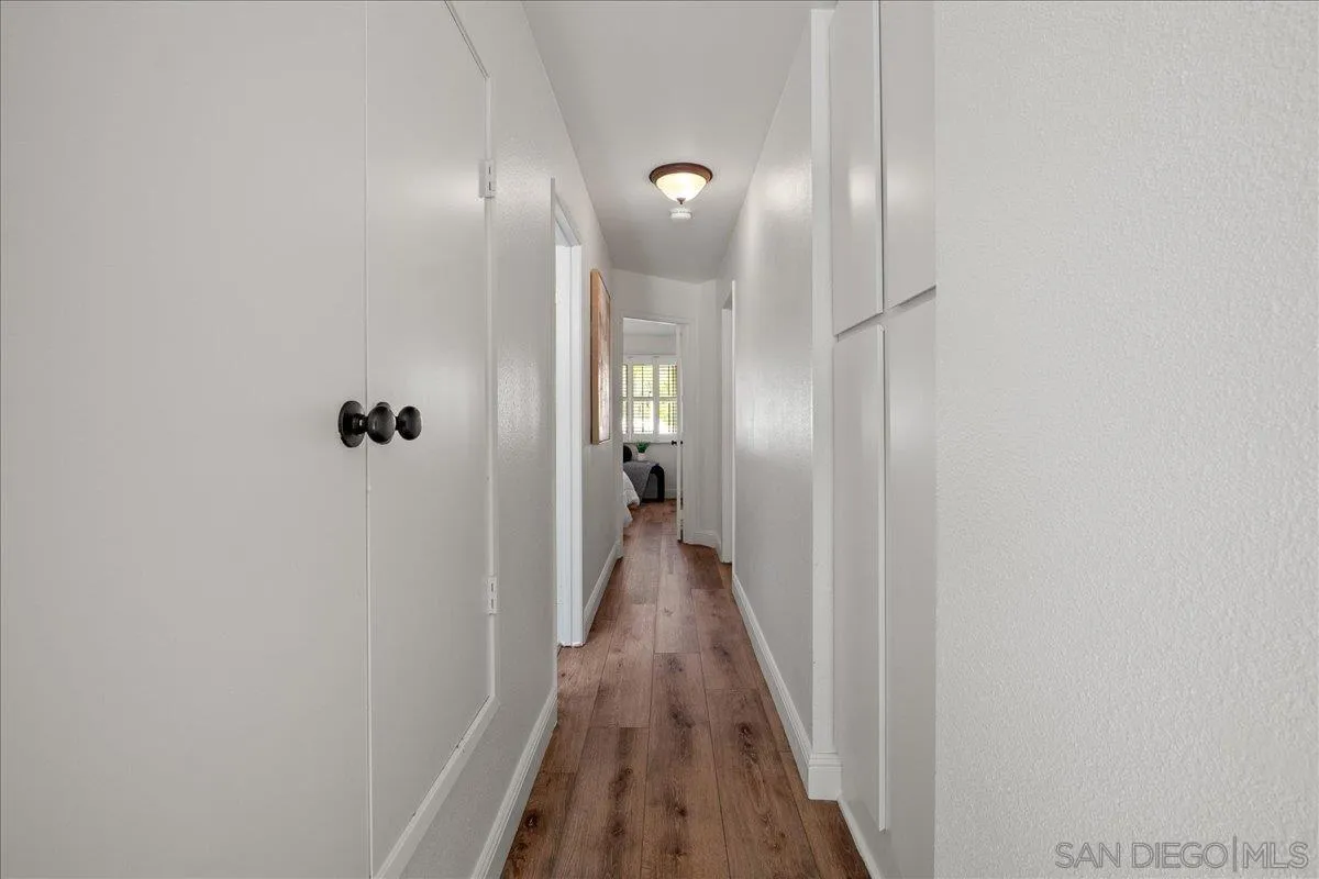 https://cdn.realtyfeed.com/cdn/127/250036937/1b94b35fdd00757e2c1f6b665711cfeb.webp