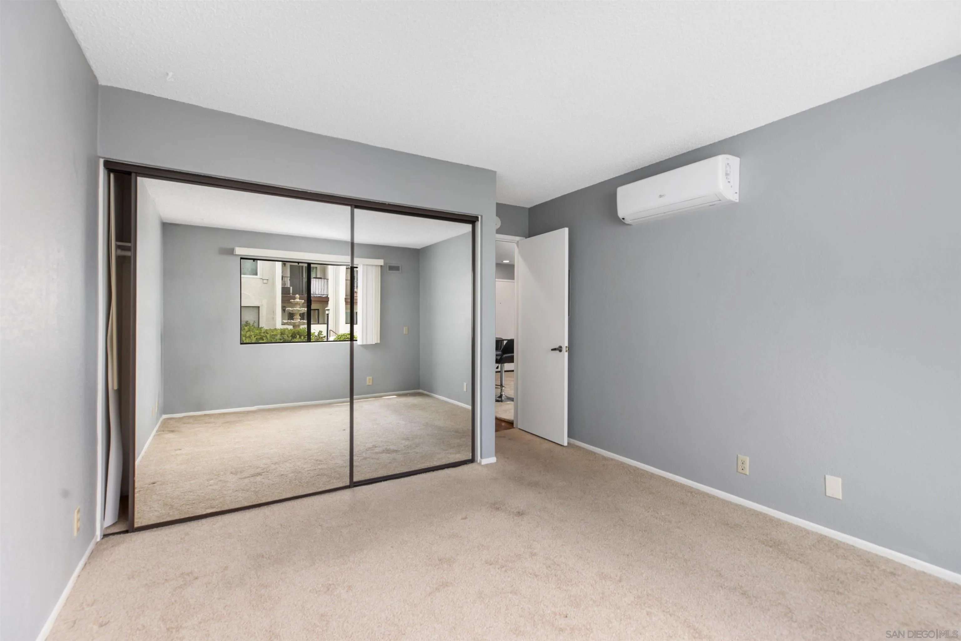 https://cdn.realtyfeed.com/cdn/127/250036938/0b7ed1870d2c61162b9d7826bbef54c9.webp