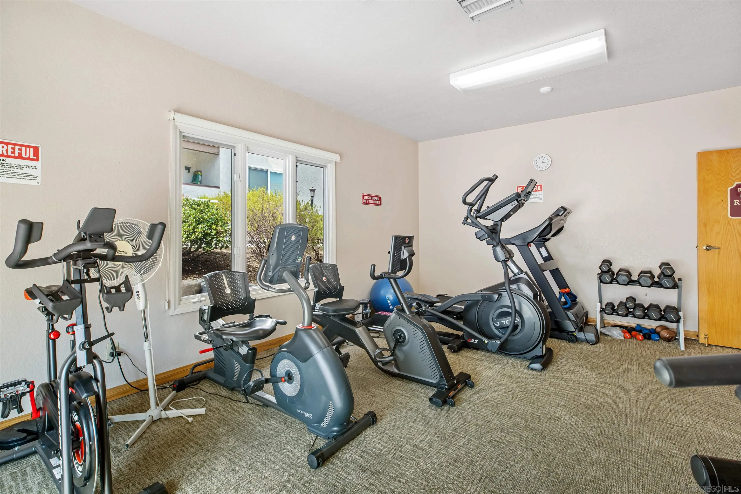 https://cdn.realtyfeed.com/cdn/127/250036938/609793c6b88a65cd7ecadee5991f6b6b.webp