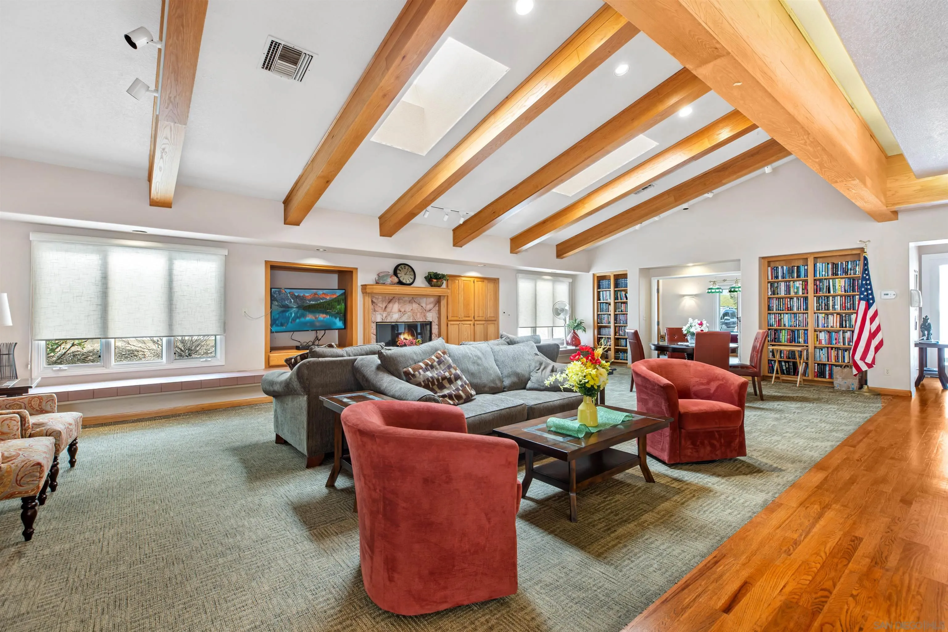 https://cdn.realtyfeed.com/cdn/127/250036938/d8faa7684b47e544ac6604dfcab7d46f.webp