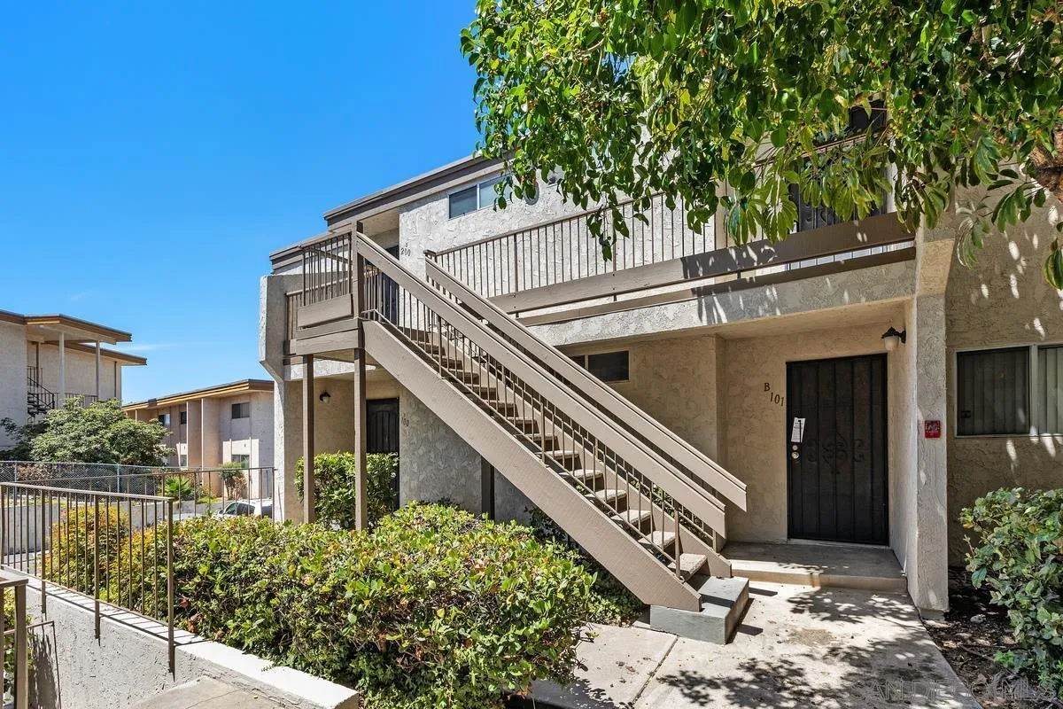 https://cdn.realtyfeed.com/cdn/127/250036940/304bdb7aa301b01c0ececaf25ef5f0a2.webp