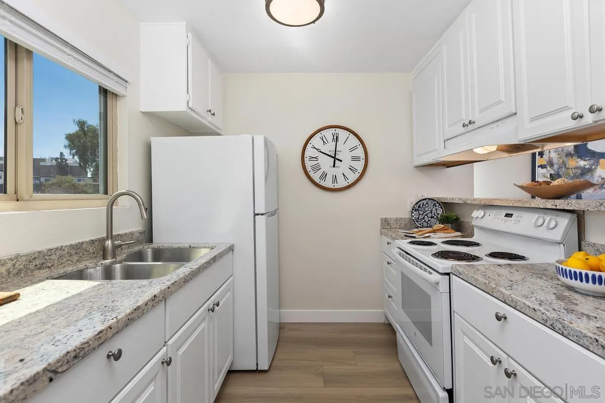 https://cdn.realtyfeed.com/cdn/127/250036940/df0a0ae795b7988d2c0a8d719e5e74ec.webp