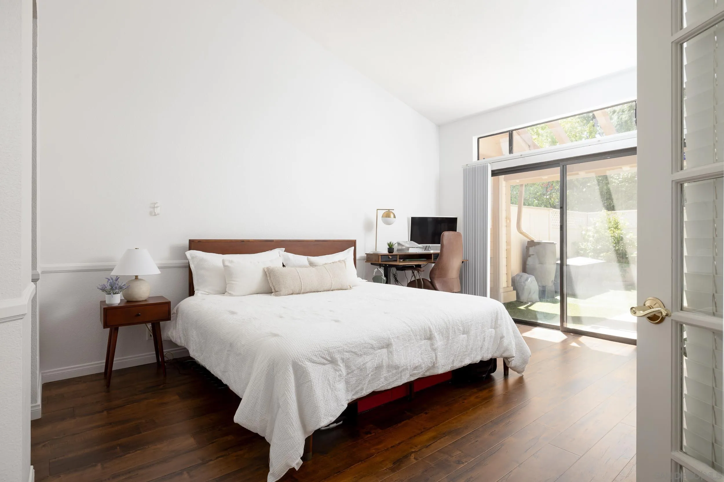 https://cdn.realtyfeed.com/cdn/127/250036941/904dc49219f6722e075f17e64cd523e7.webp