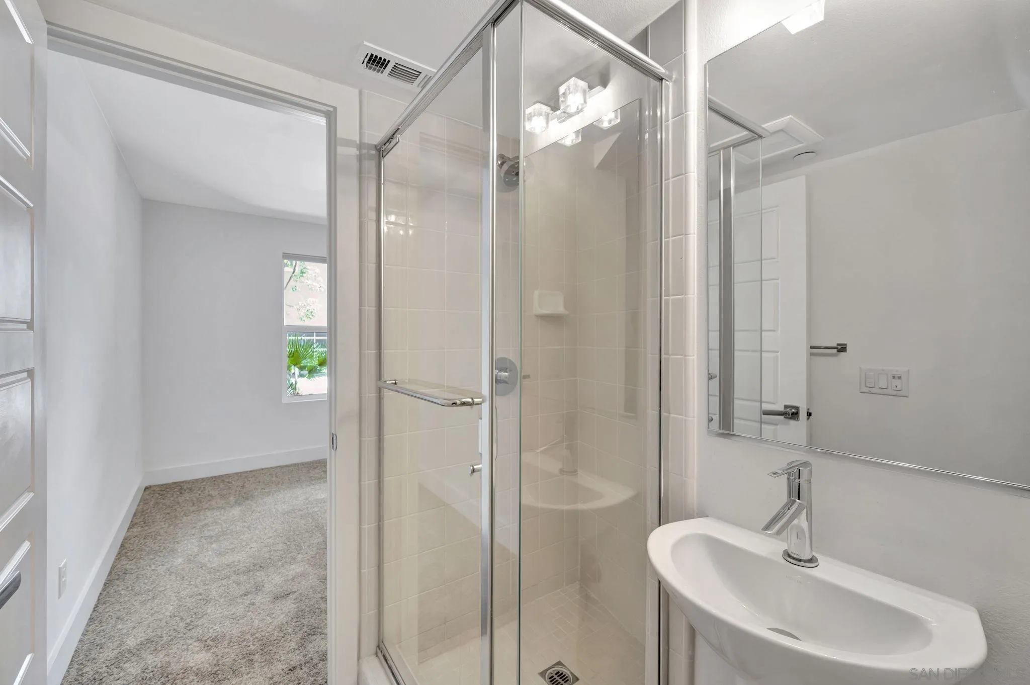 Photo #32: 250036942 Listing: Photo #32