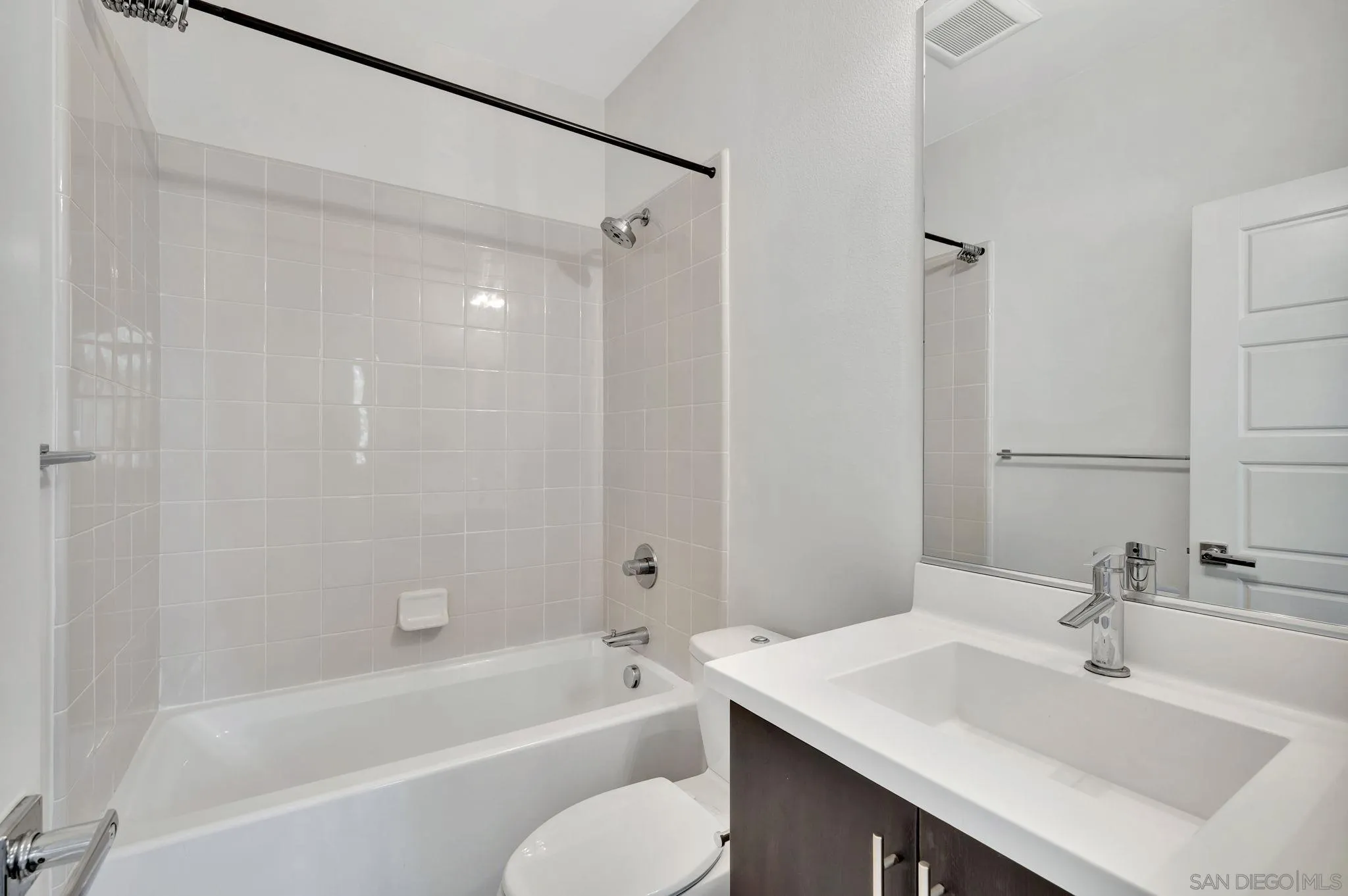 Photo #27: 250036942 Listing: Photo #27