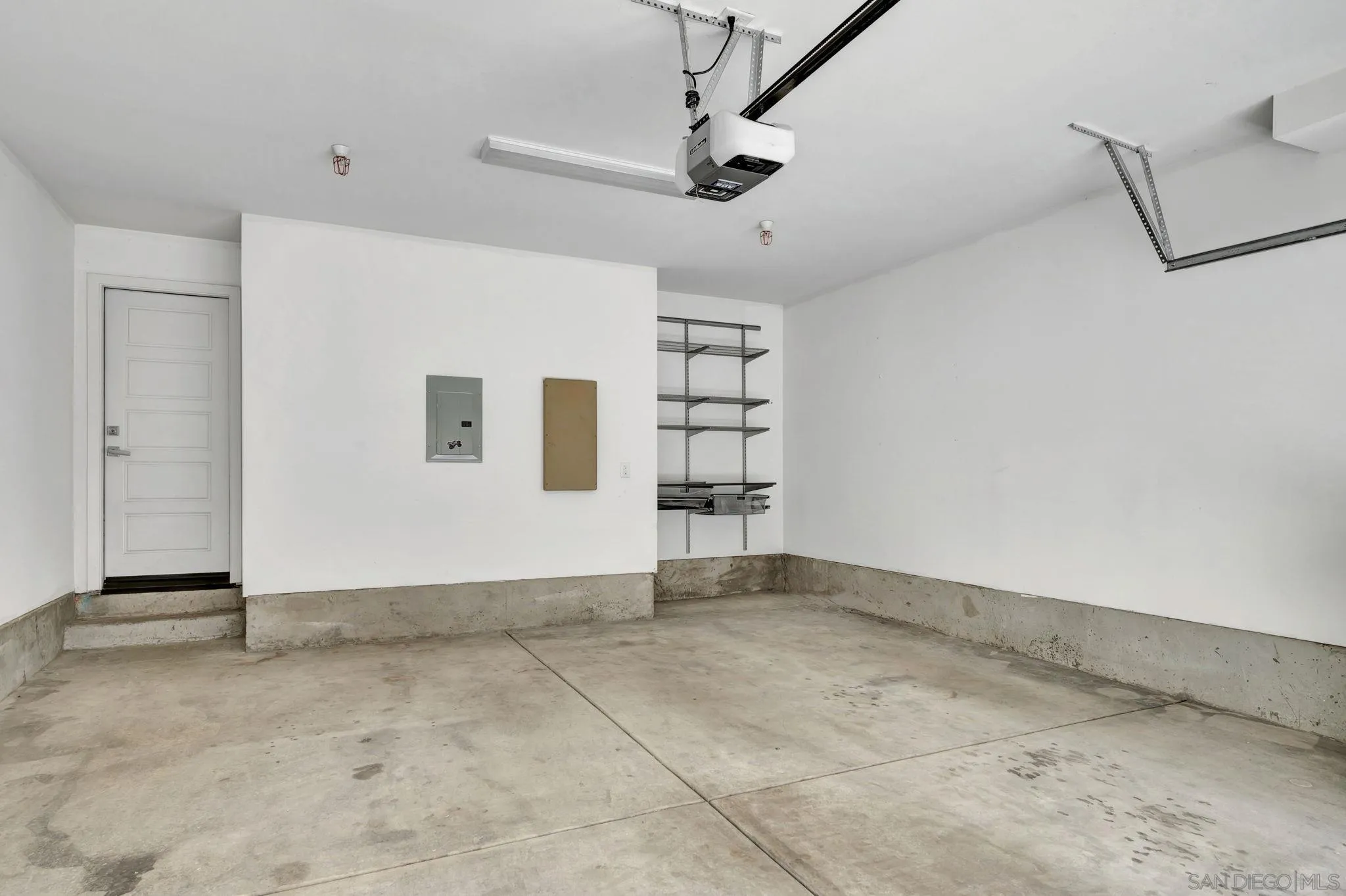 Photo #33: 250036942 Listing: Photo #33