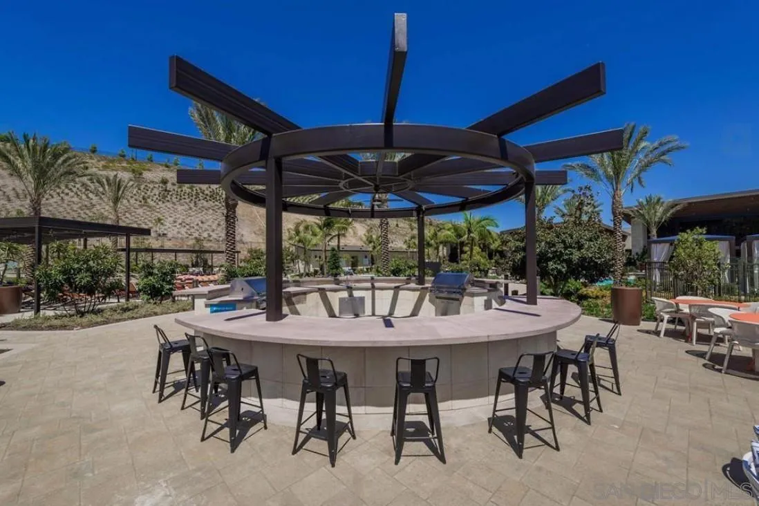 https://cdn.realtyfeed.com/cdn/127/250036942/8d1ac631d68461acd2f15d44dcc8802d.webp