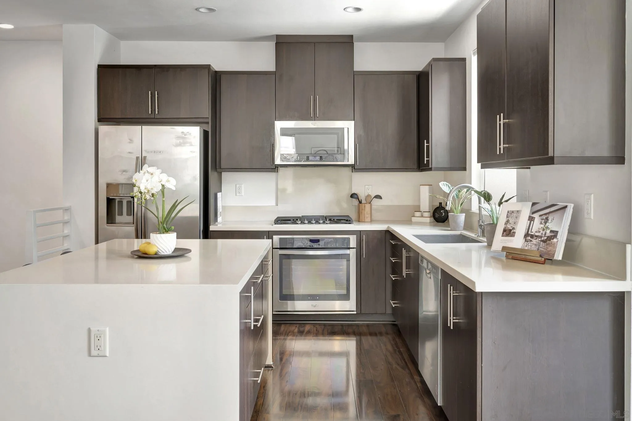 Photo #10: 250036942 Listing: Photo #10