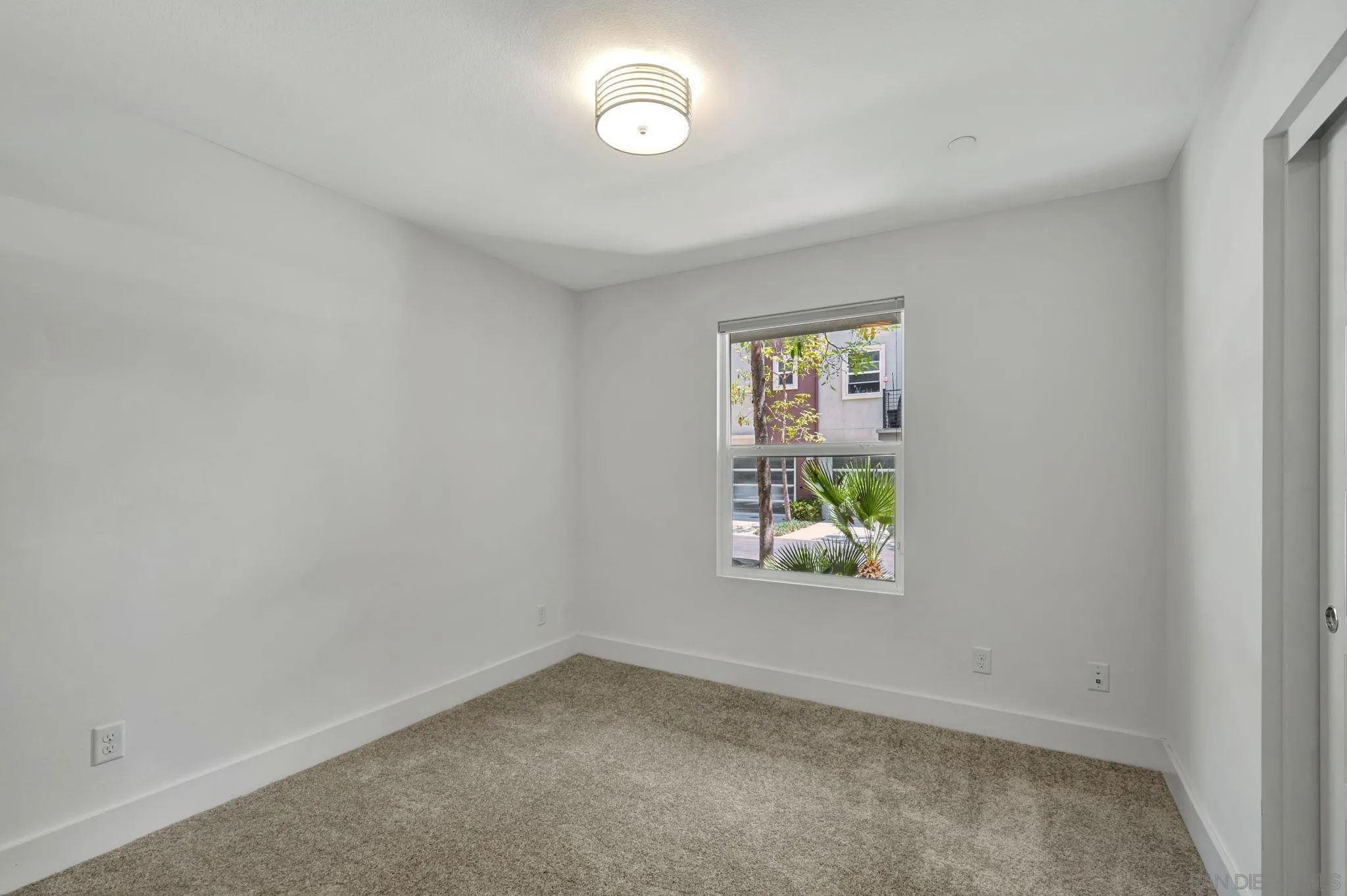 Photo #29: 250036942 Listing: Photo #29
