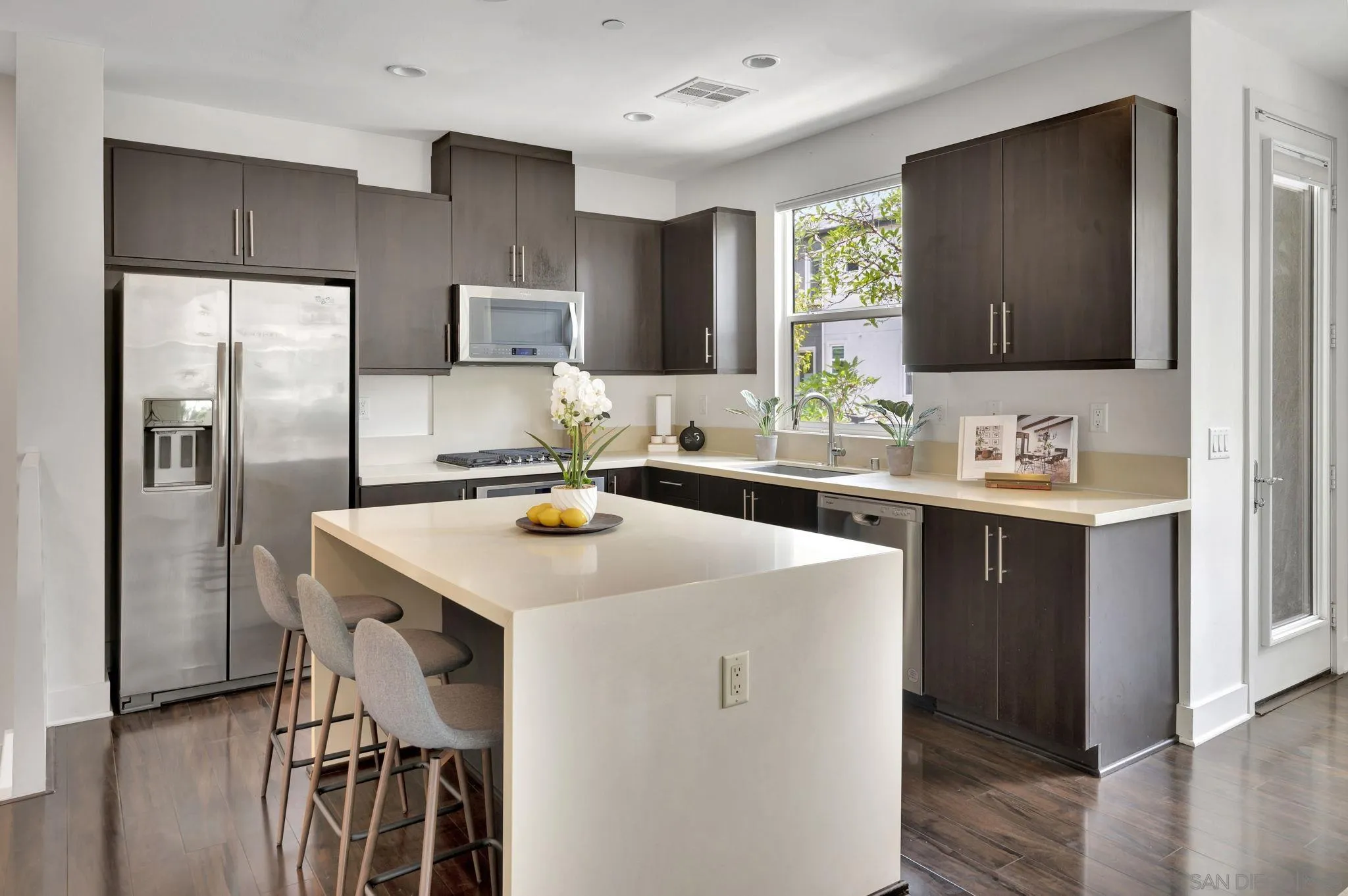Photo #8: 250036942 Listing: Photo #8