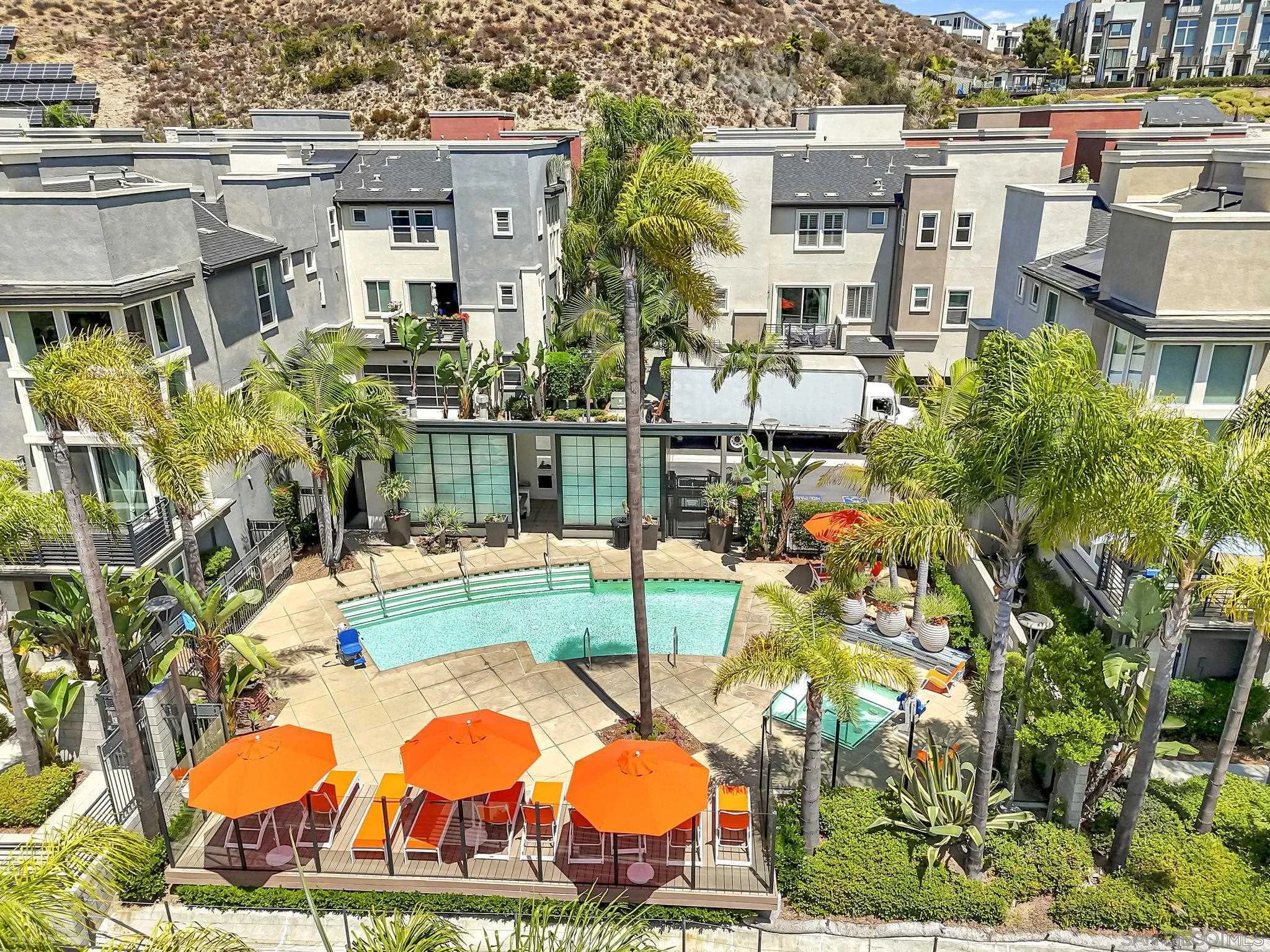 https://cdn.realtyfeed.com/cdn/127/250036942/fbc0cc8dd9d2e142ccaced8f610059d2.webp