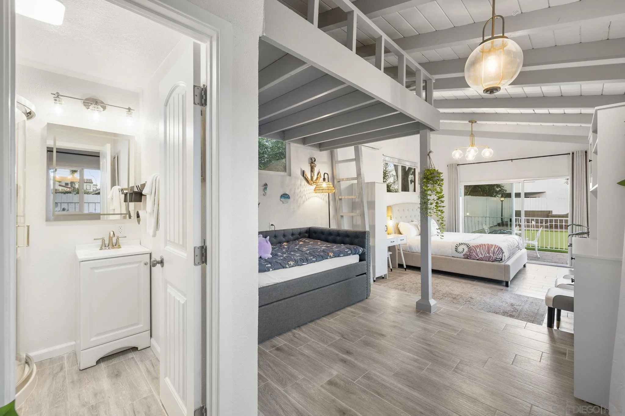 https://cdn.realtyfeed.com/cdn/127/250036944/446a5867e2271c3e62997ac40eea7810.webp