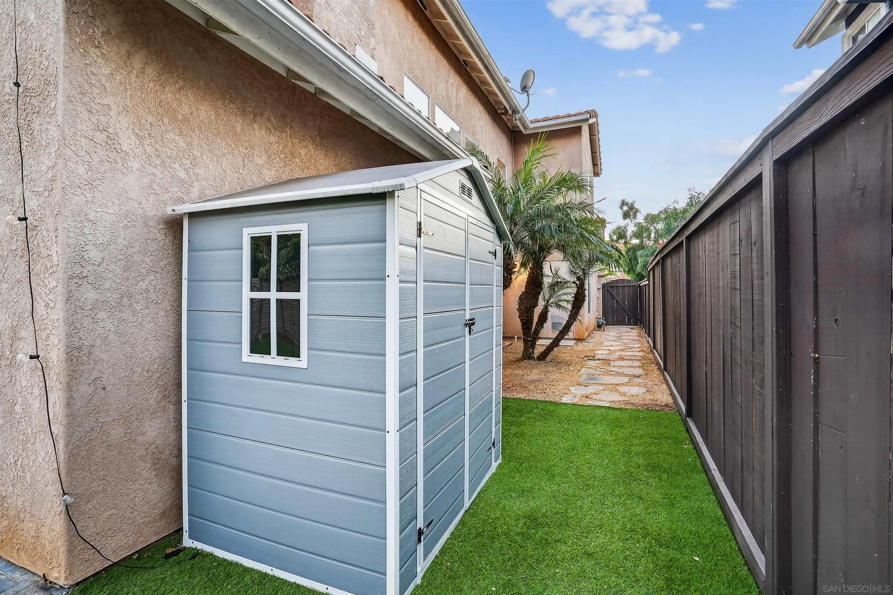 https://cdn.realtyfeed.com/cdn/127/250036945/debee6ada3d6c193aade69a60261cb06.webp