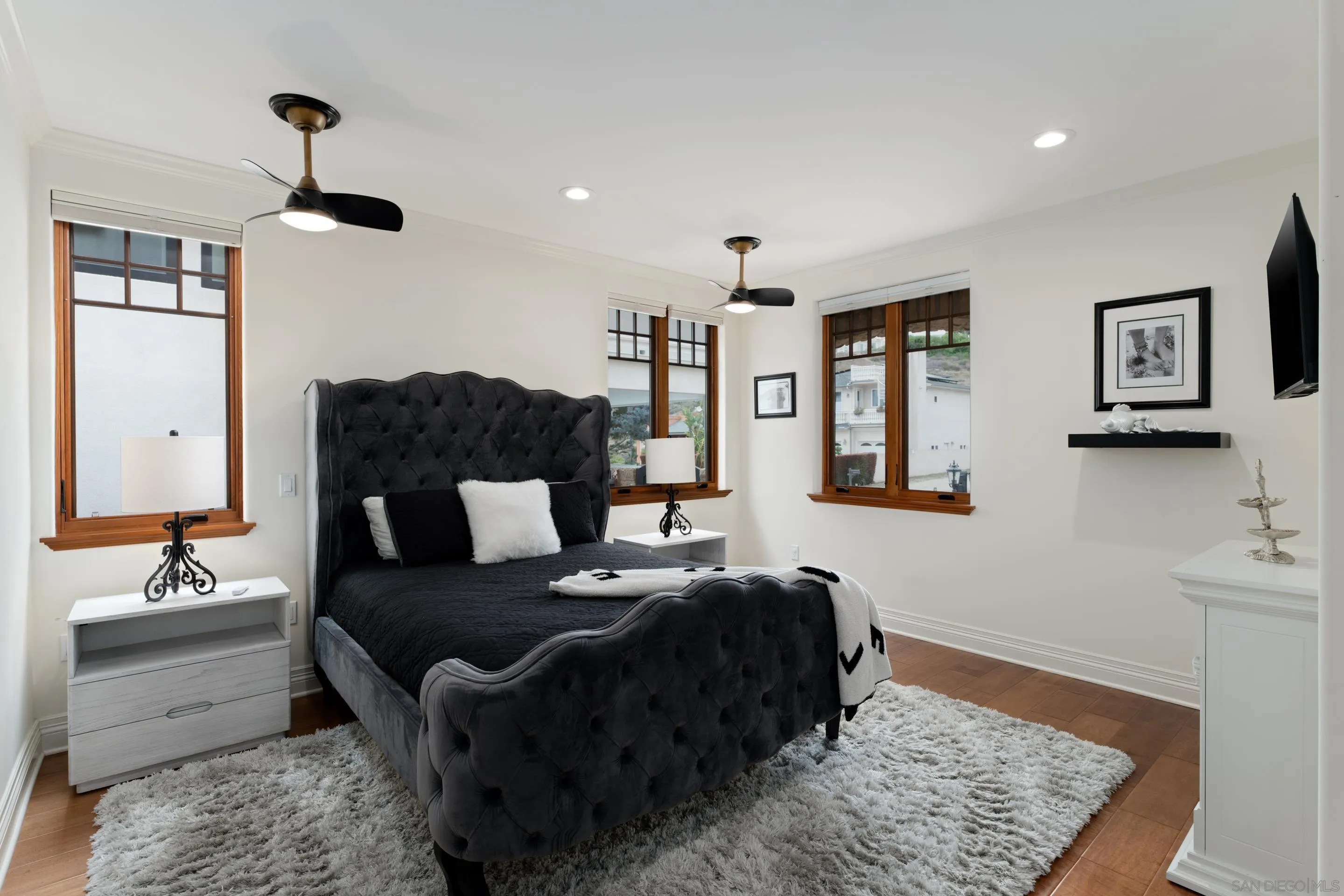 https://cdn.realtyfeed.com/cdn/127/250036946/01dbc6536b80bb3d06497f12b3988e5b.webp