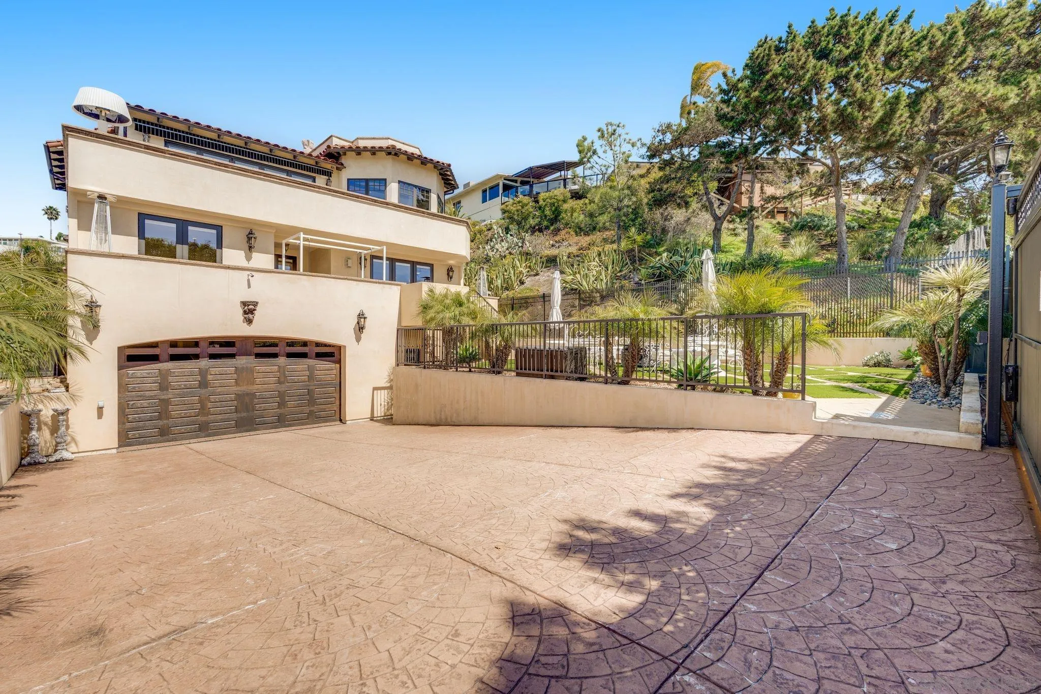 https://cdn.realtyfeed.com/cdn/127/250036946/3f6faf4ac2b9bd4e354ee088ec2dabbb.webp