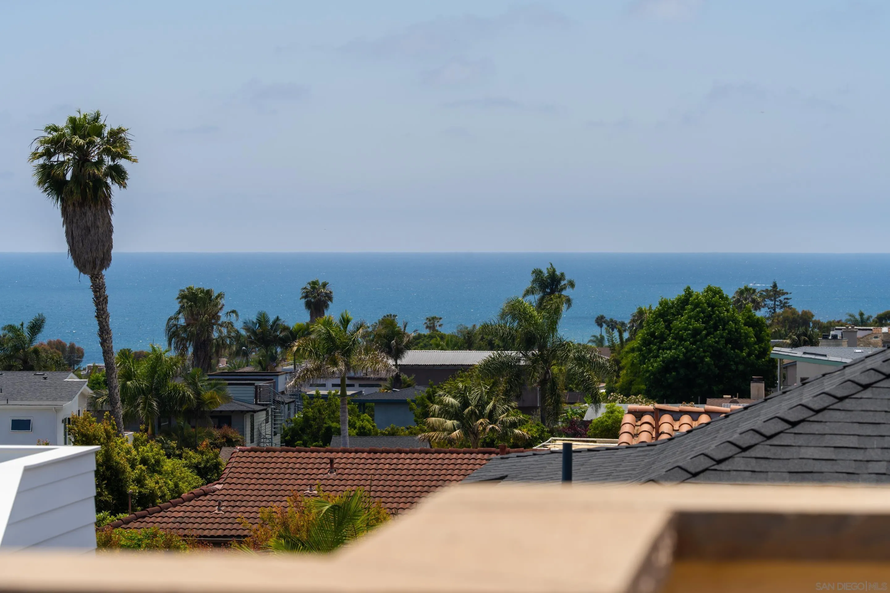 https://cdn.realtyfeed.com/cdn/127/250036946/88736459a5c3d94d15d43d5c723ee36a.webp